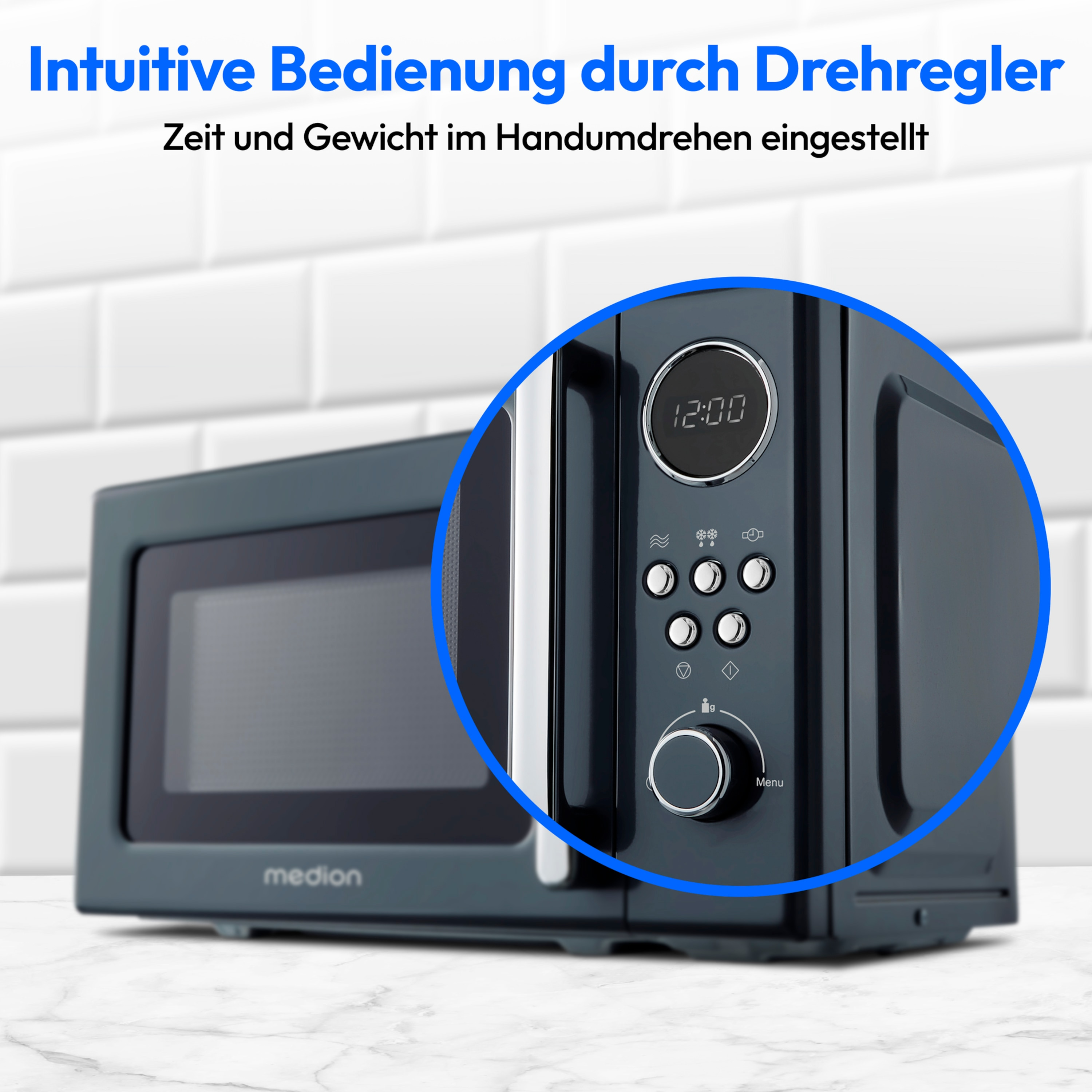 Ciemnoszara kuchenka mikrofalowa z cyfrowym wyświetlaczem, przyciskami i pokrętłem na białym tle.