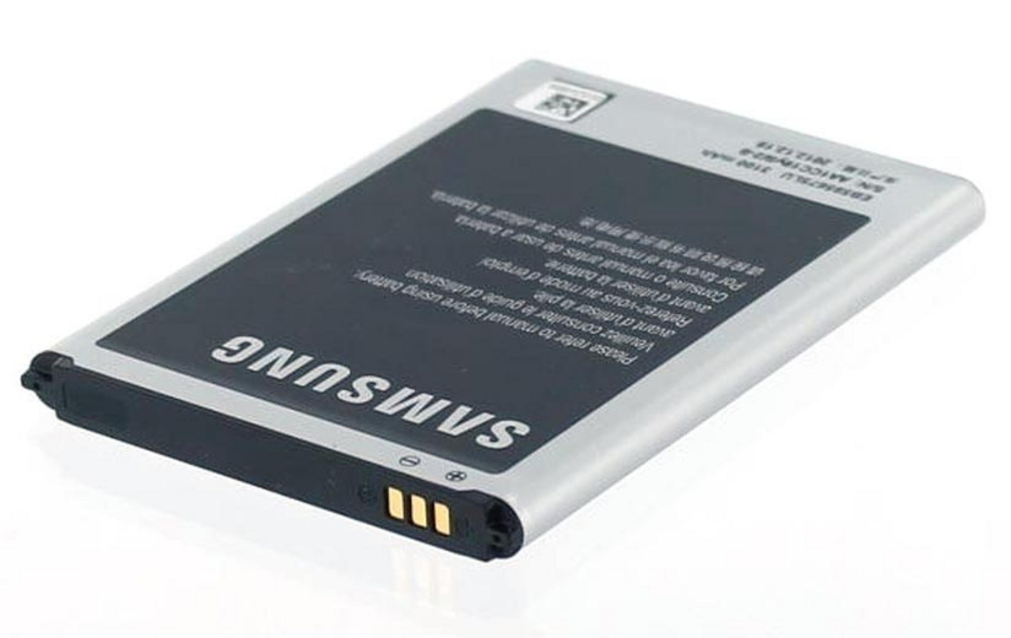 Samsung-Telefonbatterie. Schwarz und Silber mit Samsung-Logo und Produktinformationen.