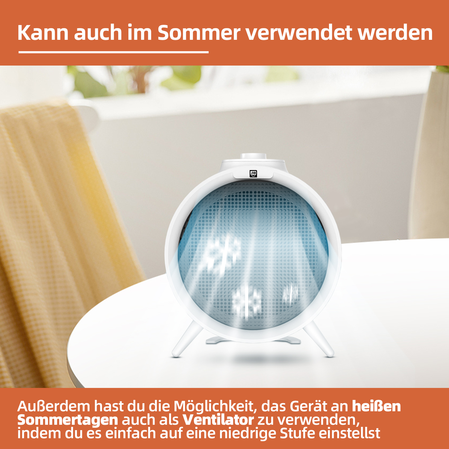 Weißer Ventilator auf Tisch. Hat ein blaues Gitter.