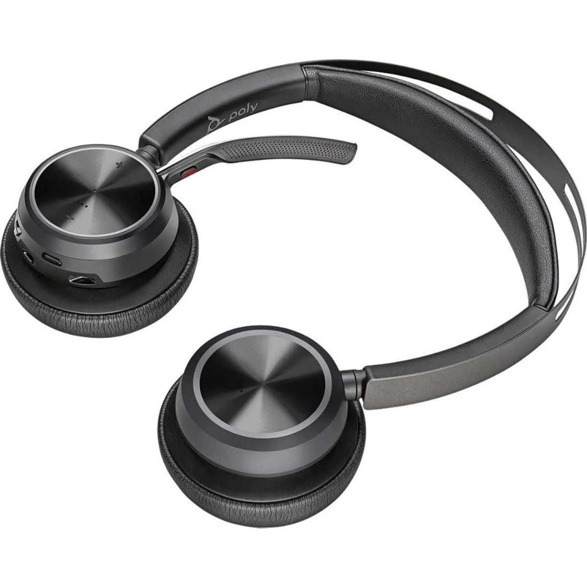 Cuffie wireless nere con microfono. Su sfondo bianco.