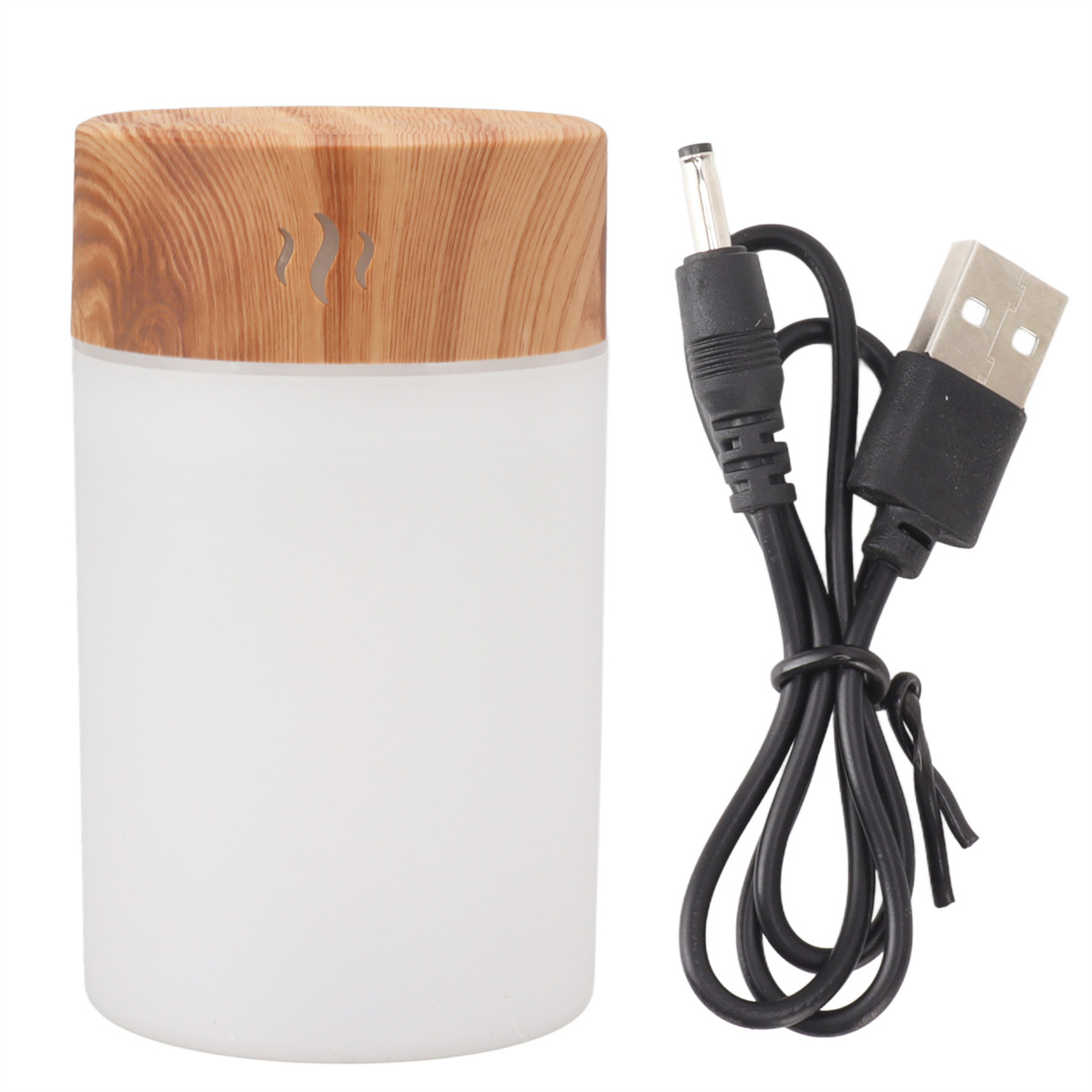 Weißer Diffusor mit Holzaufsatz und schwarzem USB-Ladekabel.