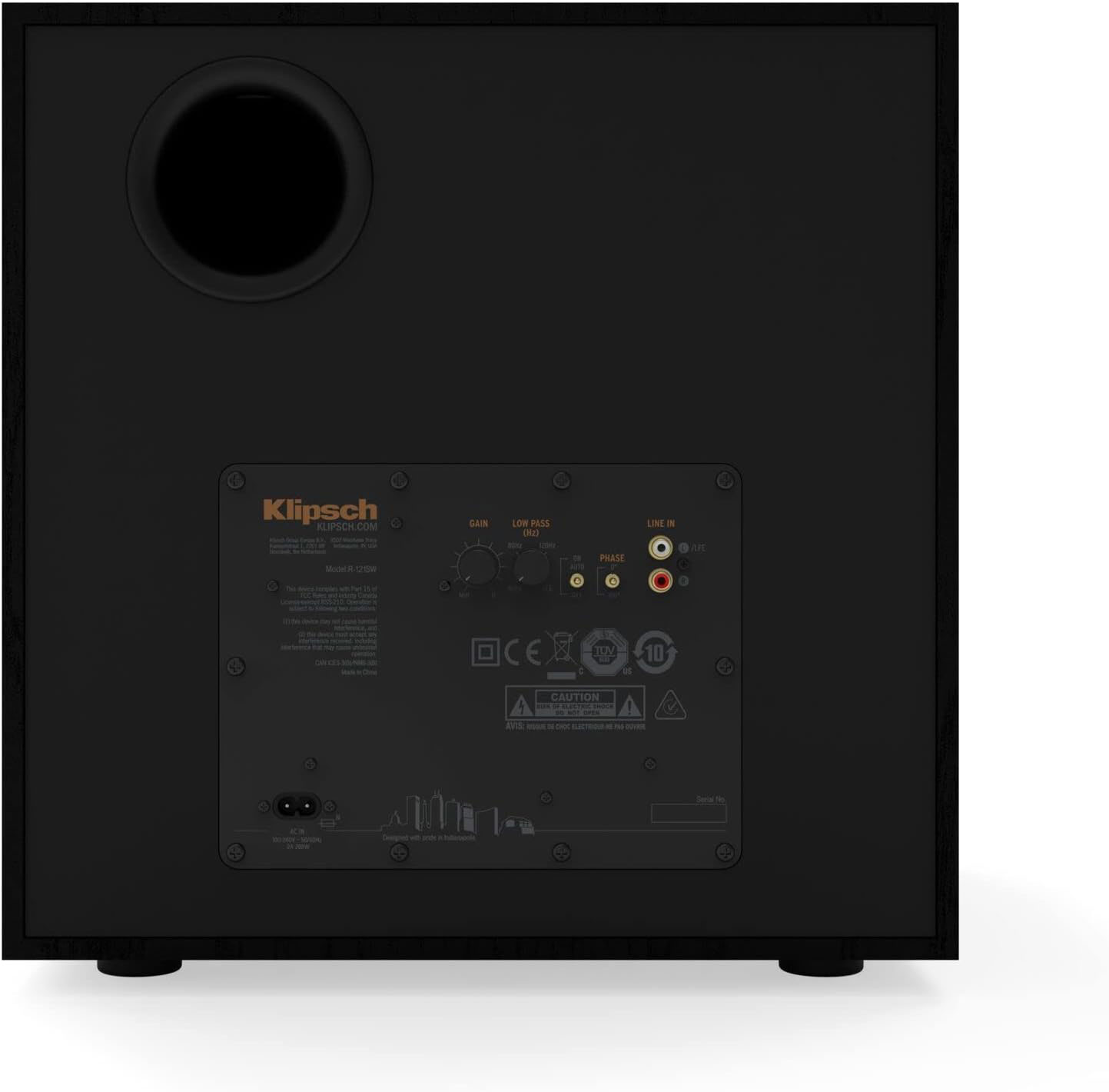 Schwarze Subwoofer-Rückseite mit Bedienelementen und Klipsch-Logo. Anschlüsse und Warnhinweise sichtbar.