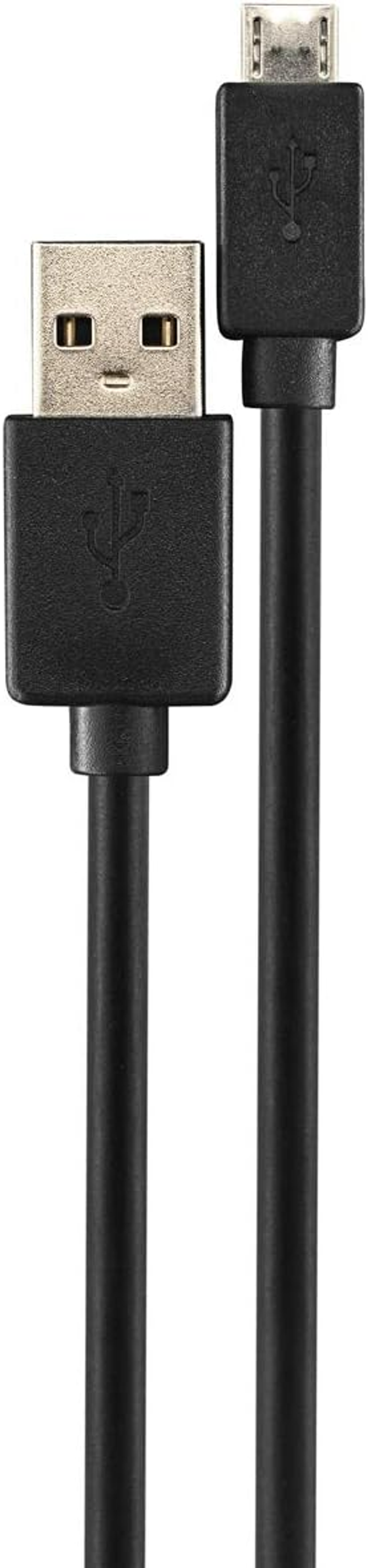 Un cable negro de USB a micro USB. El extremo USB es rectangular.