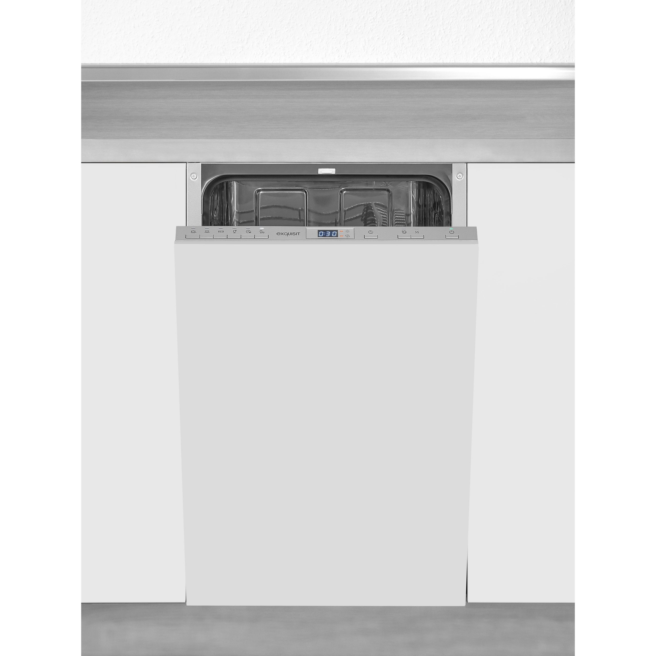 Un lavavajillas empotrado, blanco, con la puerta cerrada, en gabinetes blancos.