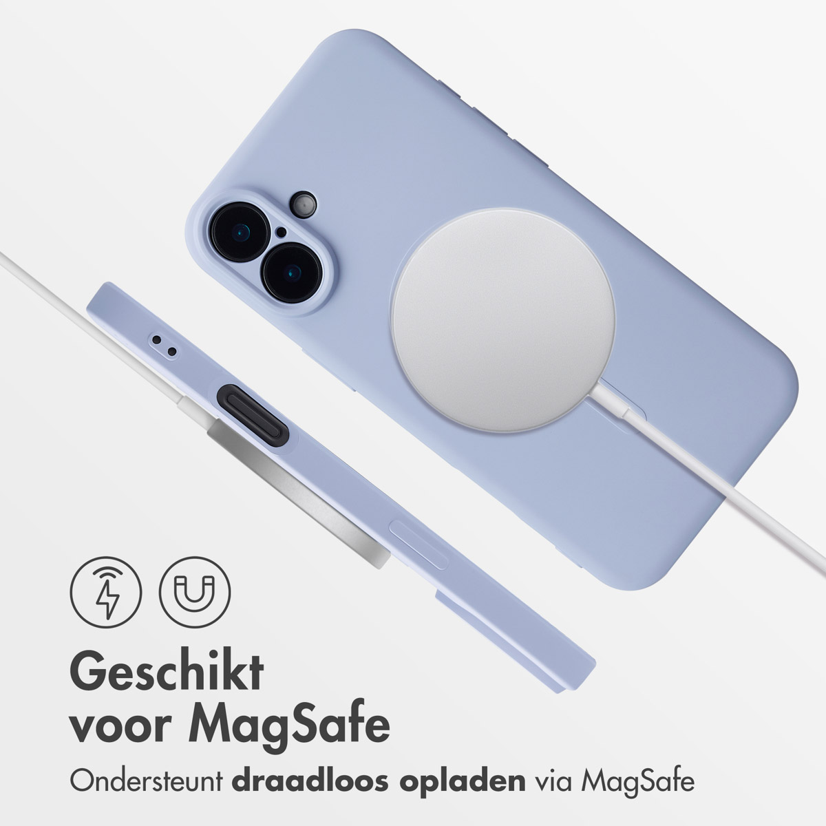 Un téléphone bleu clair et un socle de chargement avec un câble blanc sont présentés sur une surface.