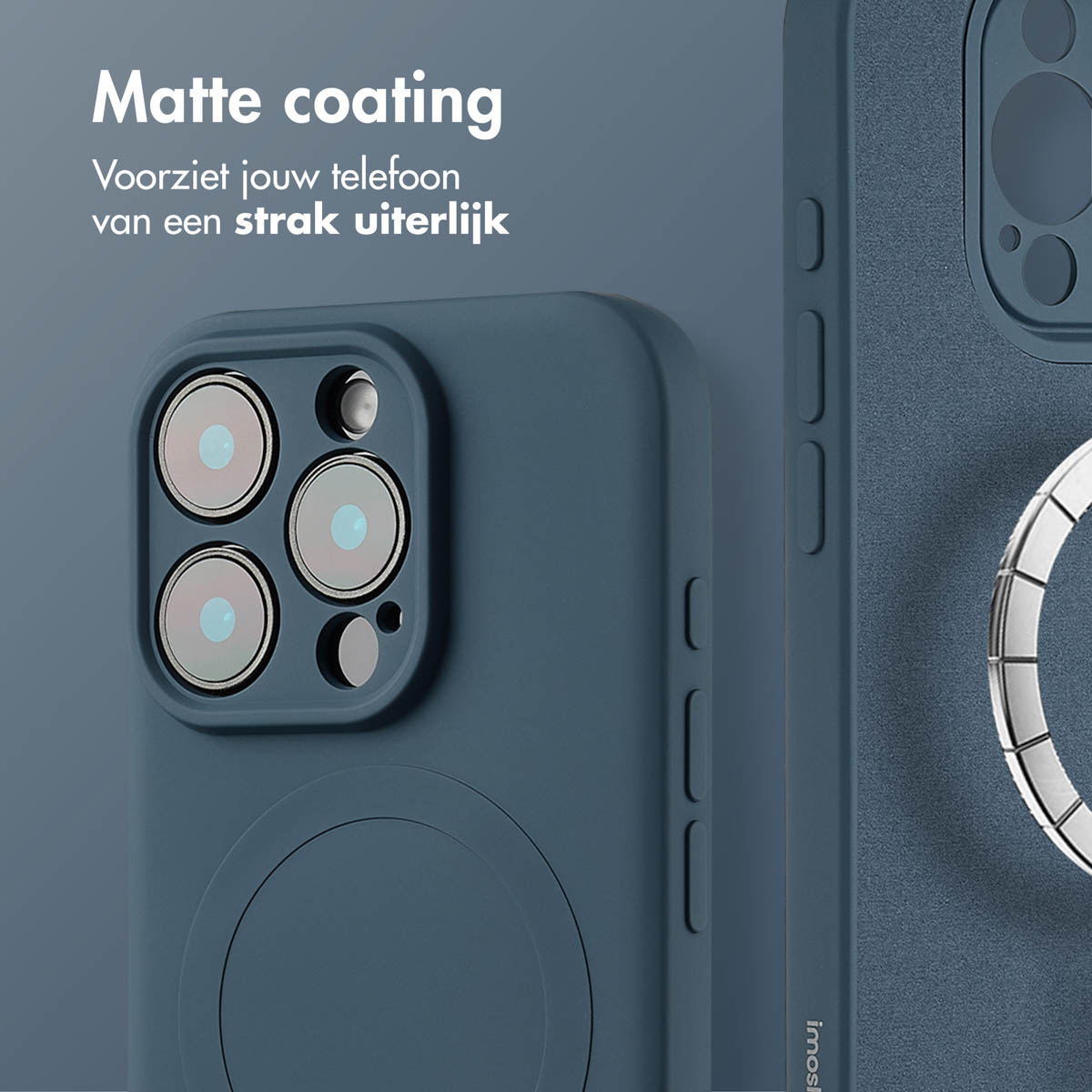 Telefoonhoesje toont de achterkant en zijkant. De hoes is marineblauw en een cirkelvormig metalen stuk.