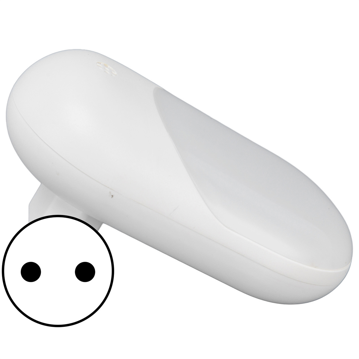 Ein weißes, oval geformtes Nachtlicht mit Stecksockel wird auf weißem Hintergrund gezeigt. Ein Steckerdiagramm ist vorhanden.