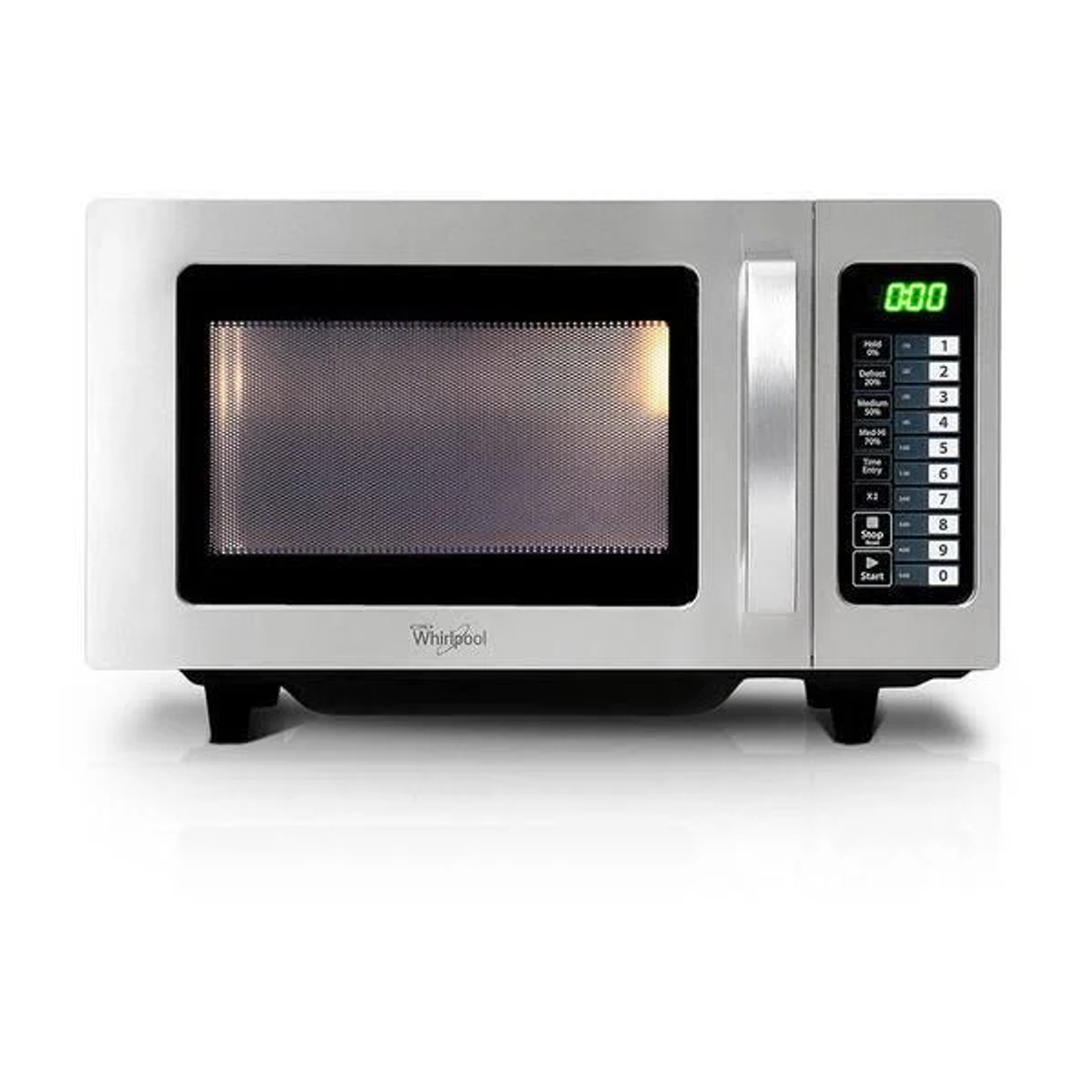Microondas Whirlpool plateado con pantalla digital, aislado en blanco.