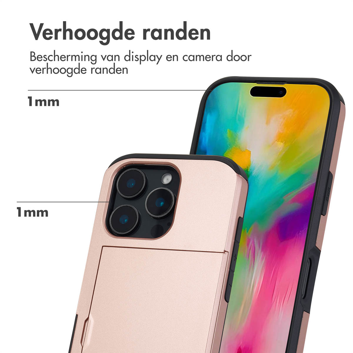 Een telefoonhoesje met een roze-gouden kleur. De hoes zit op een telefoon. De hoes heeft een verhoogde rand.