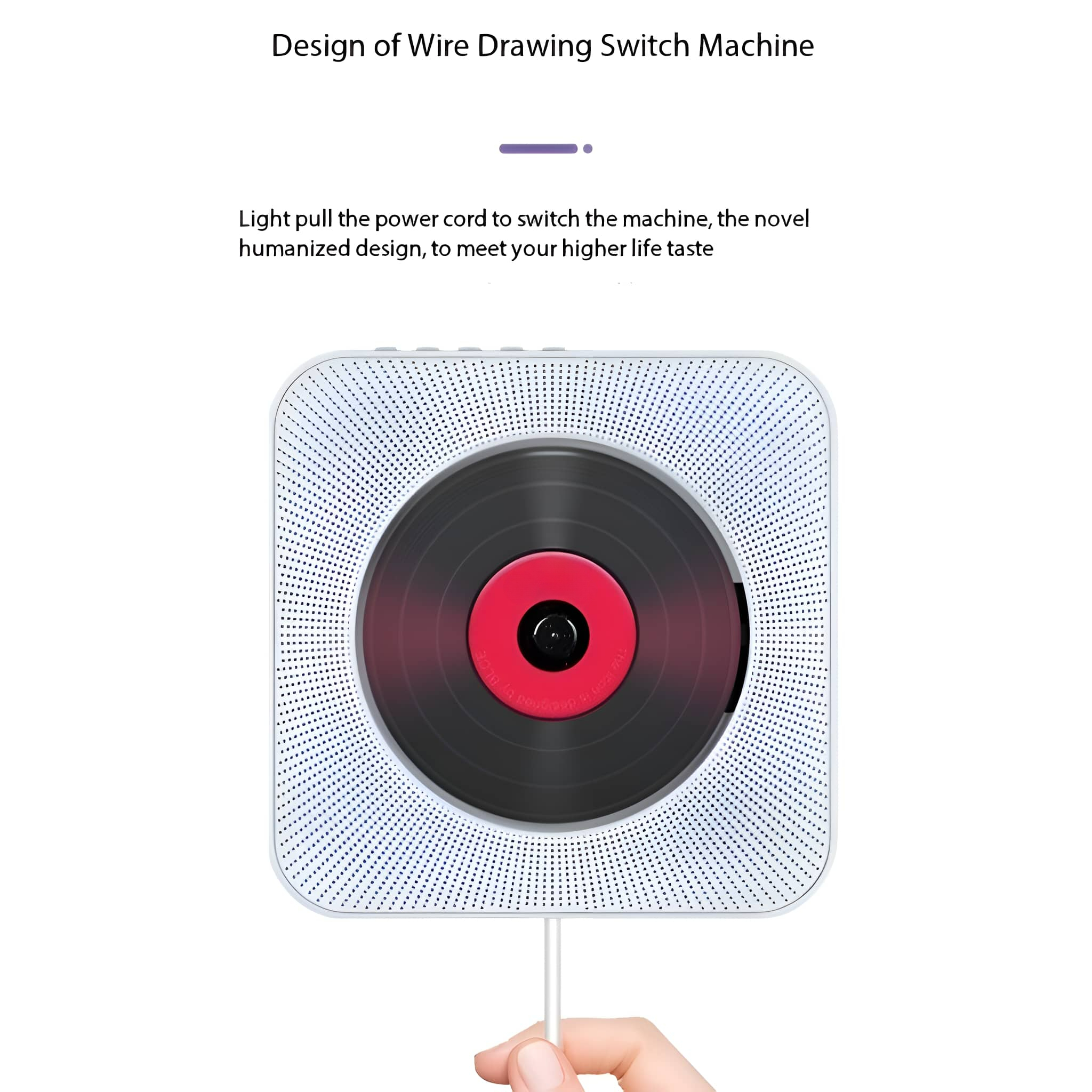 Ein weißer CD-Player mit roter Mitte. Eine Hand hält das Netzkabel. Der Hintergrund ist weiß.