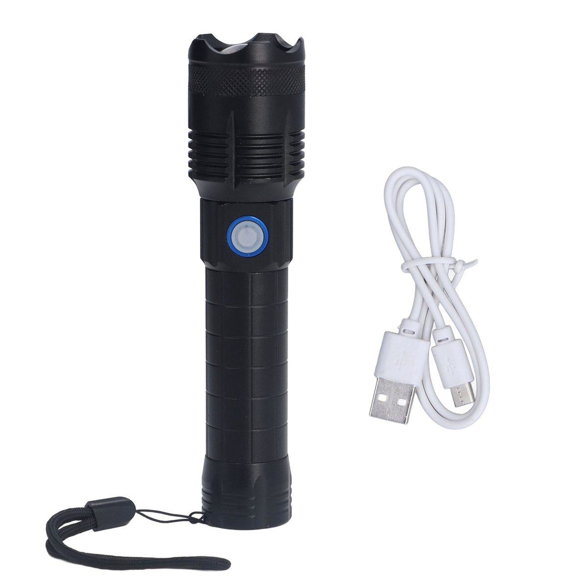 Schwarze Taschenlampe mit weißem USB-Ladekabel auf weißem Hintergrund.