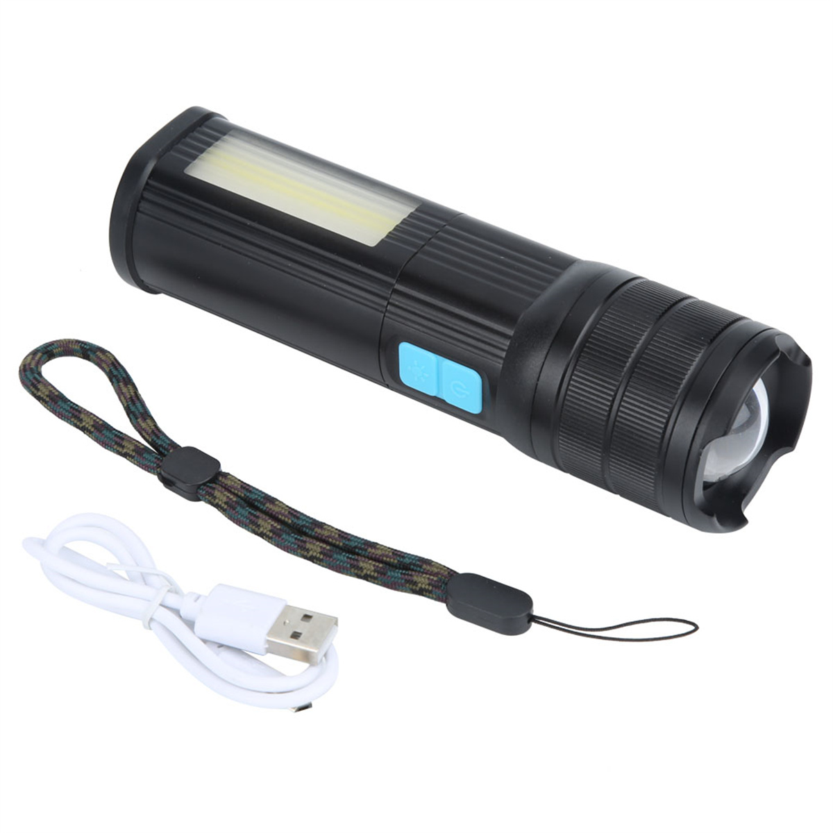 Eine schwarze Taschenlampe mit blauem Knopf und USB-Ladekabel.