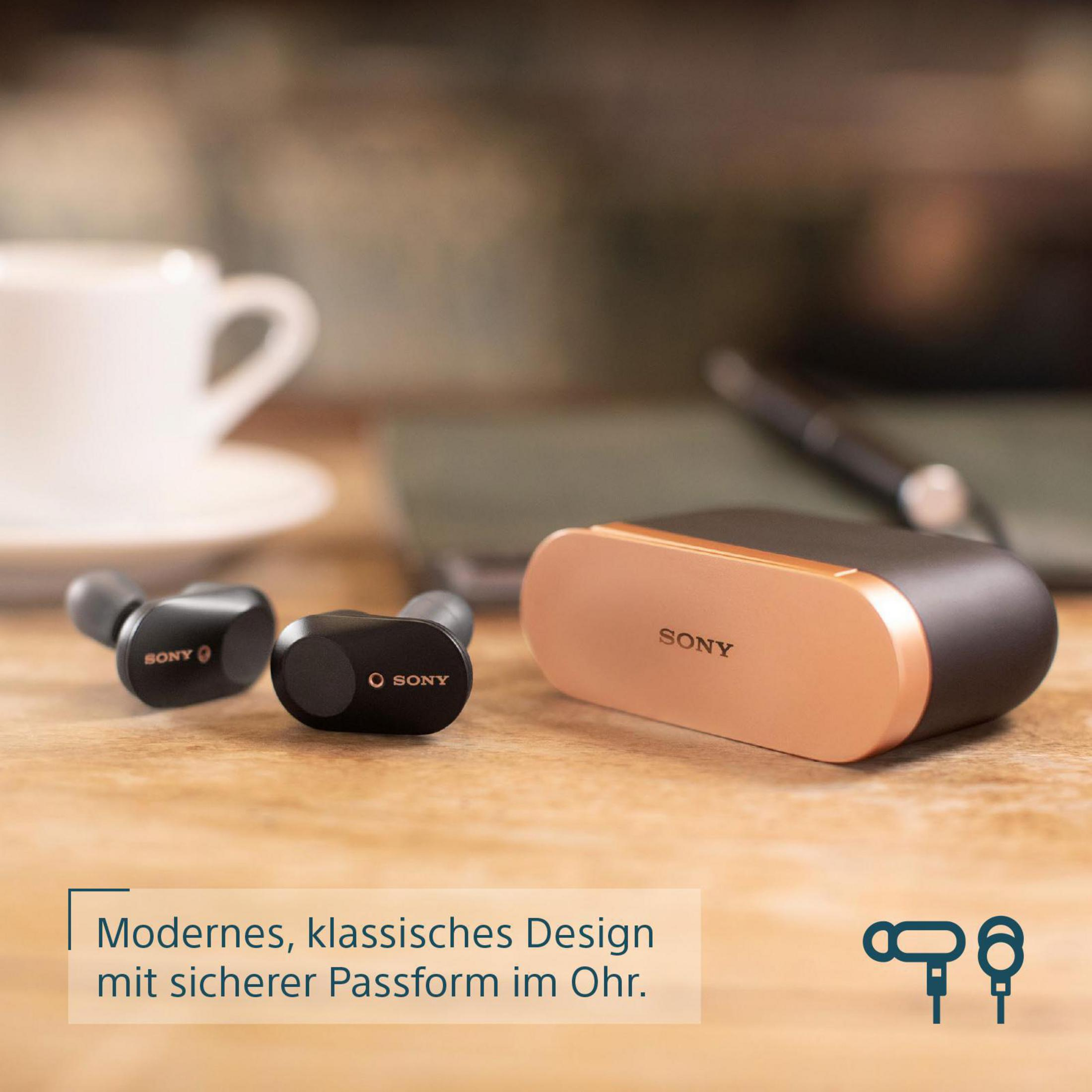 Ohrhörer, Ladecase und Text über modernes, klassisches Design.