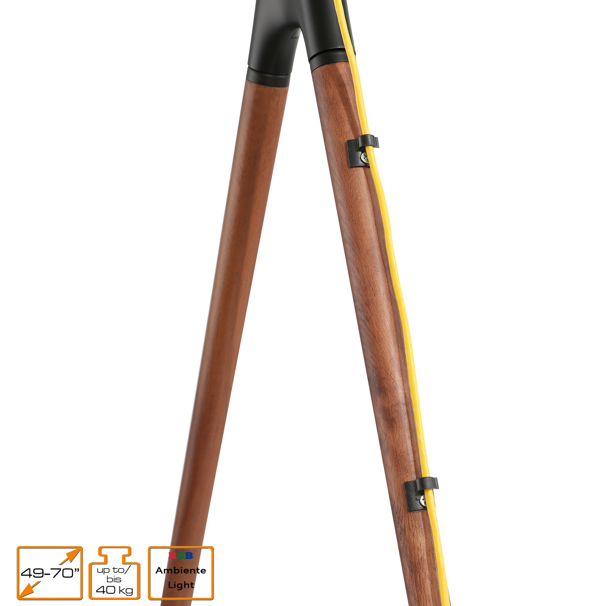 Eine Holz- und schwarze Stehlampe mit gelbem Kabel, platziert auf weißem Hintergrund.