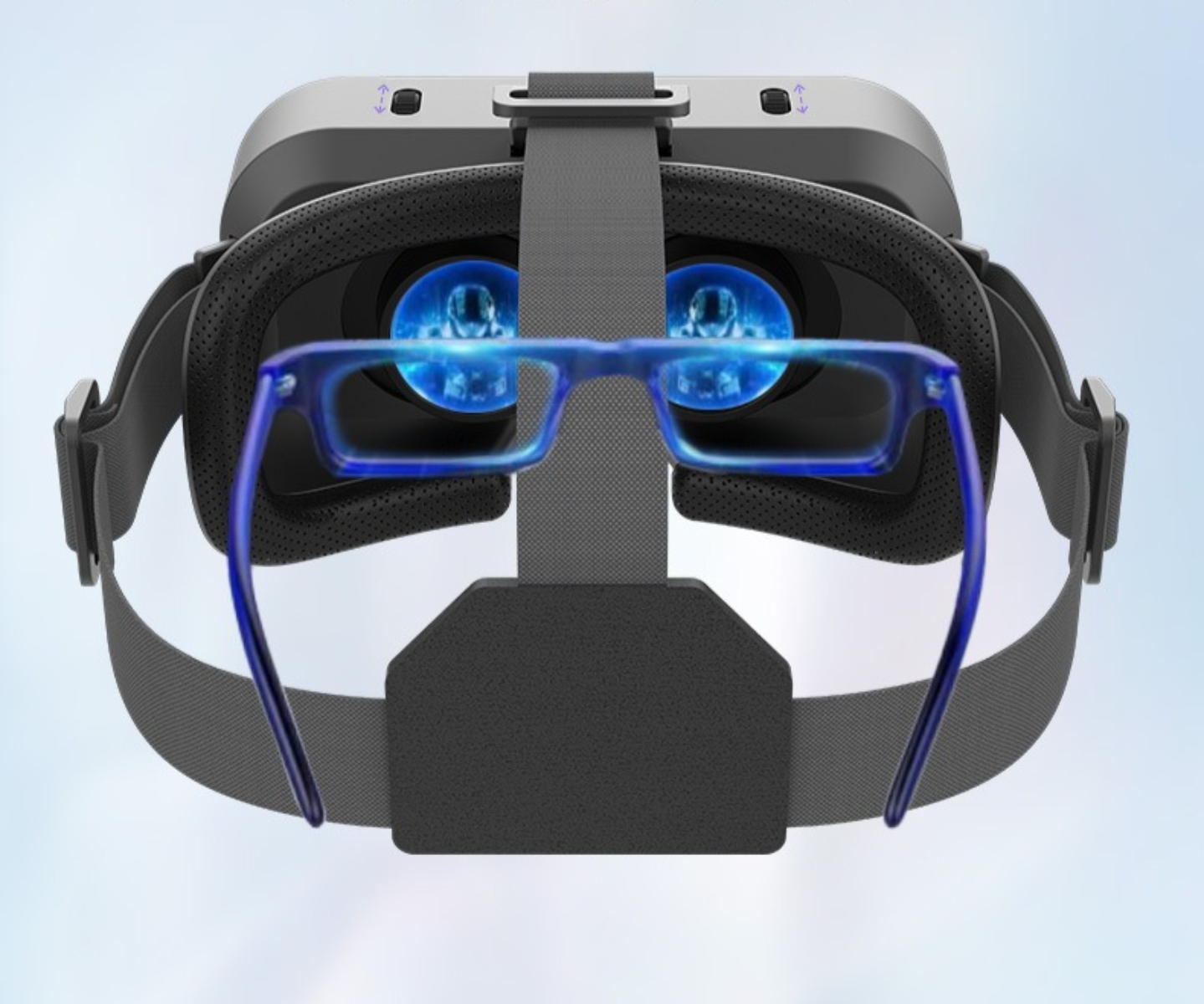 VR-Headset mit blauer Brille davor. Grau-schwarzes Headset. Blauer Lichteffekt.
