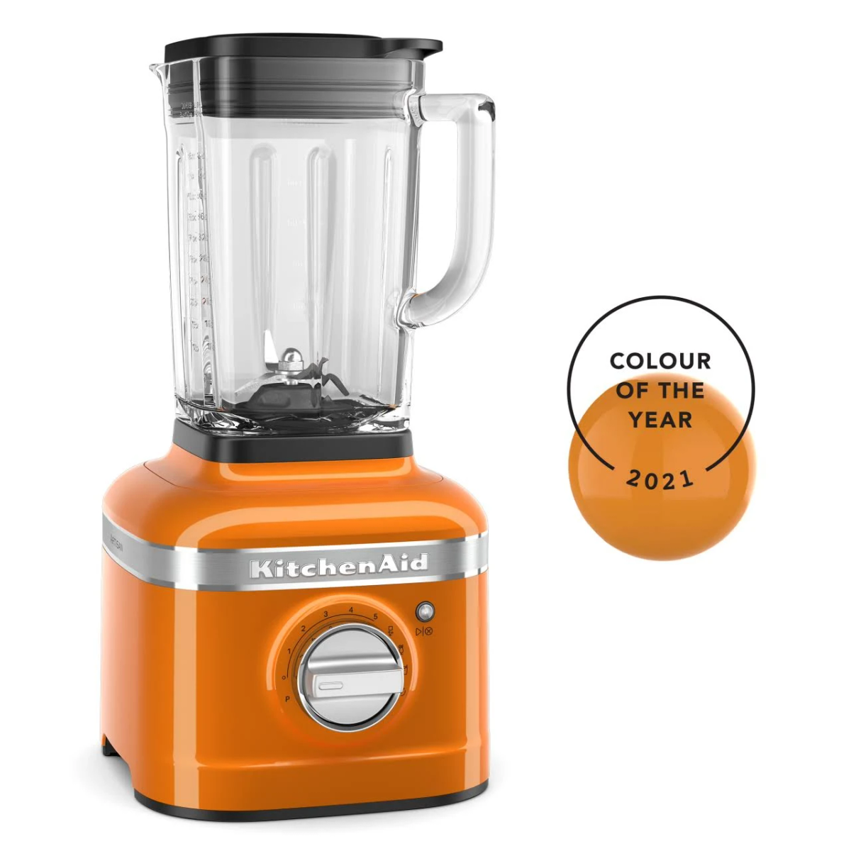 Siyah kapaklı turuncu blender, şeffaf bir kap. Bir daire, 2021'in rengini gösteriyor.