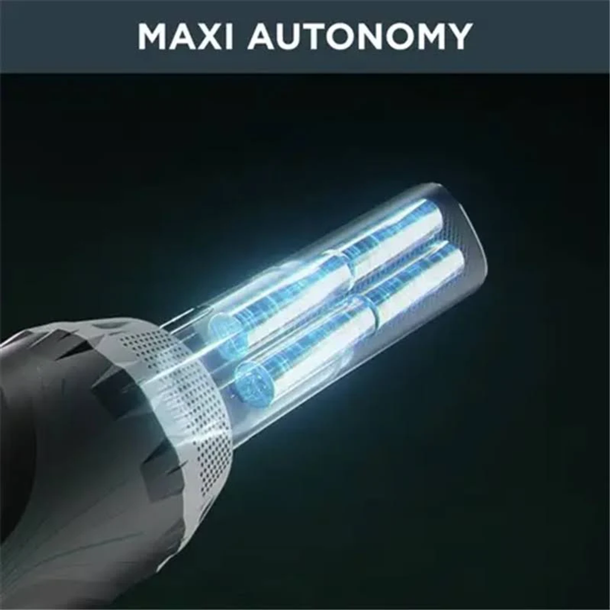 Zbliżenie na element odkurzacza z przezroczystą obudową mieszczącą ogniwa baterii. Tekst: 'MAXI AUTONOMY'.