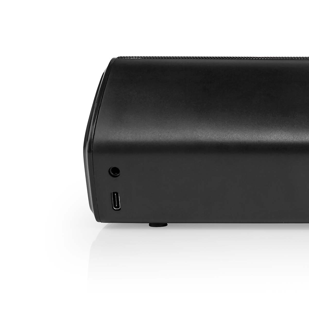 Soundbar nera con porte di ingresso e una porta USB sul lato.