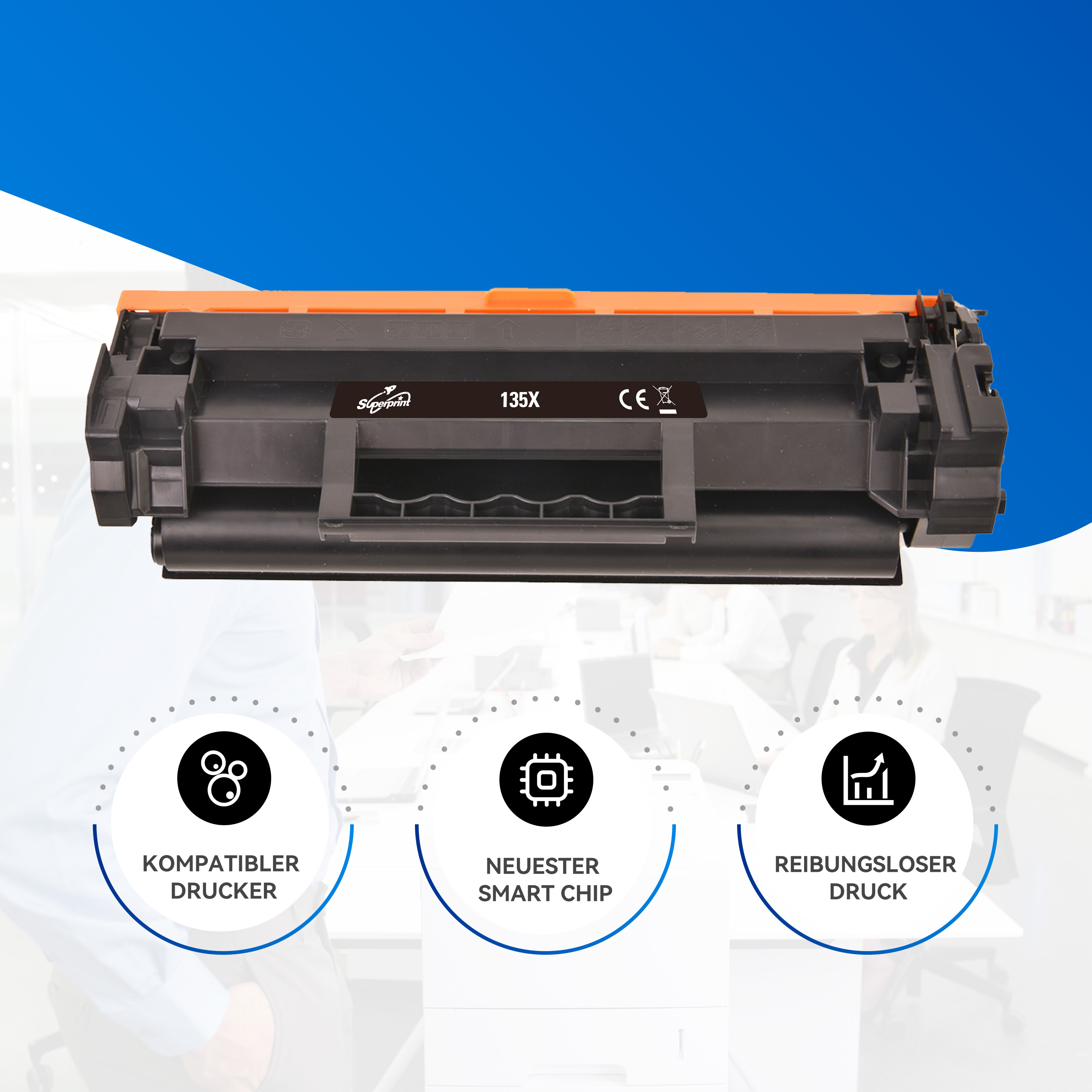 Een tonercartridge voor printers met labels en grafische elementen, tegen een blauw-witte gradiëntachtergrond.