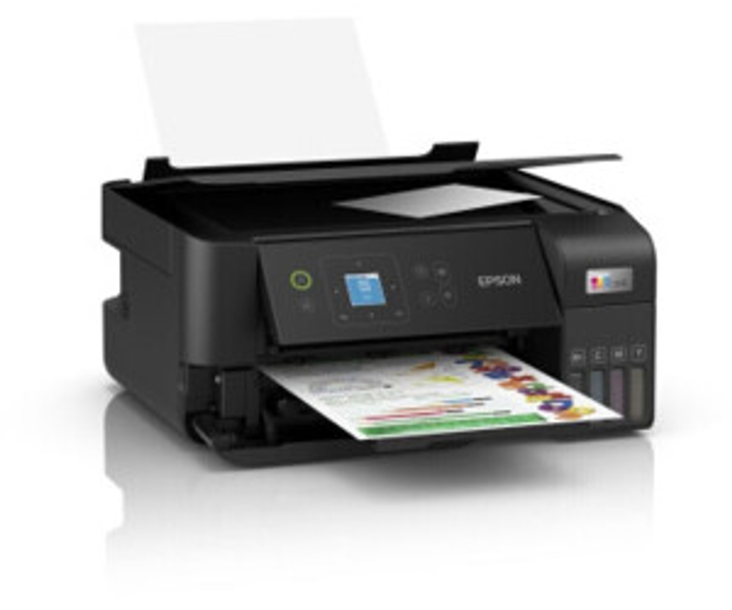 Czarna drukarka Epson z papierem w tacy wyjściowej. Kolejny arkusz jest na górze.