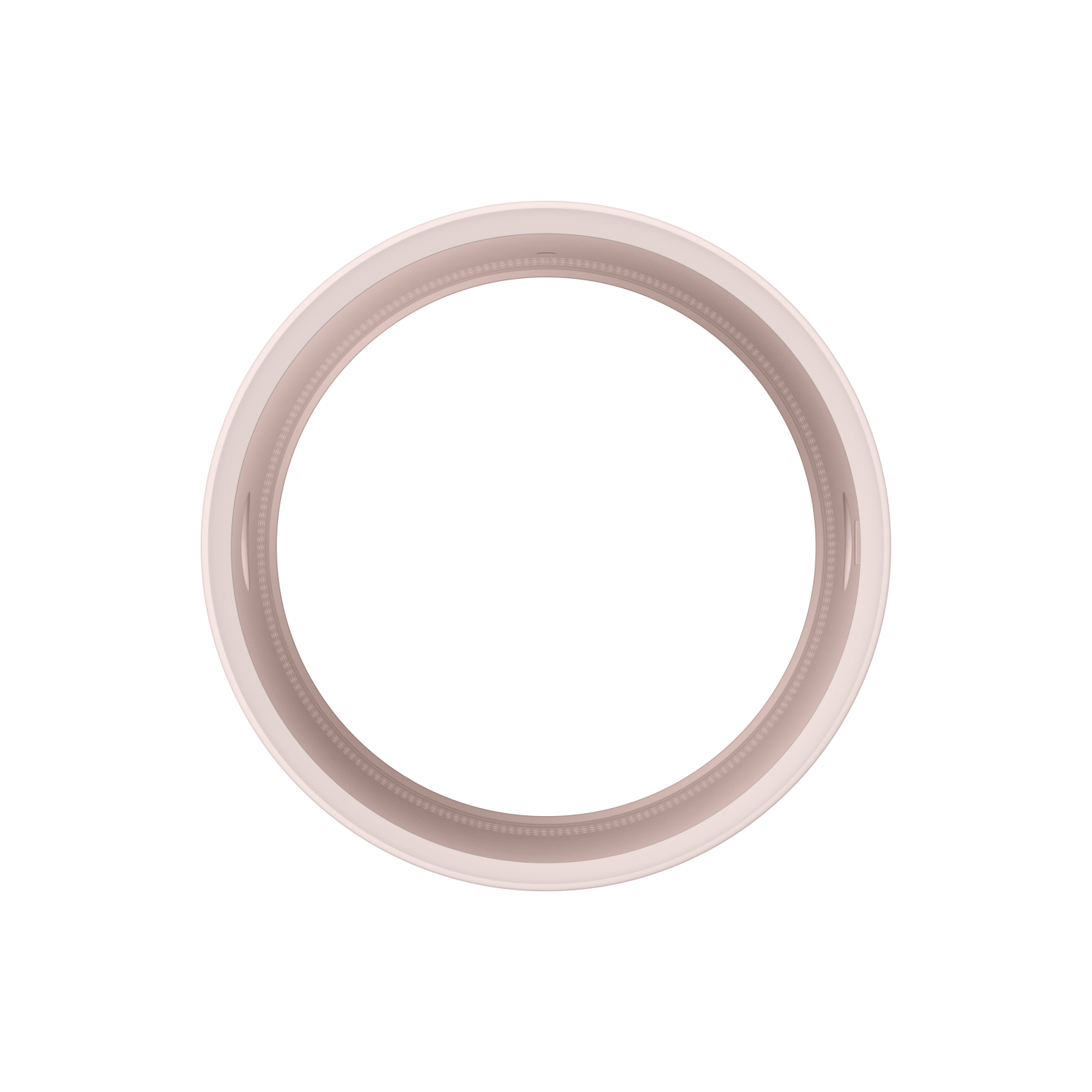 Ein roségoldener Ring mit strukturierter Oberfläche. Der Ring ist vor schwarzem Hintergrund.
