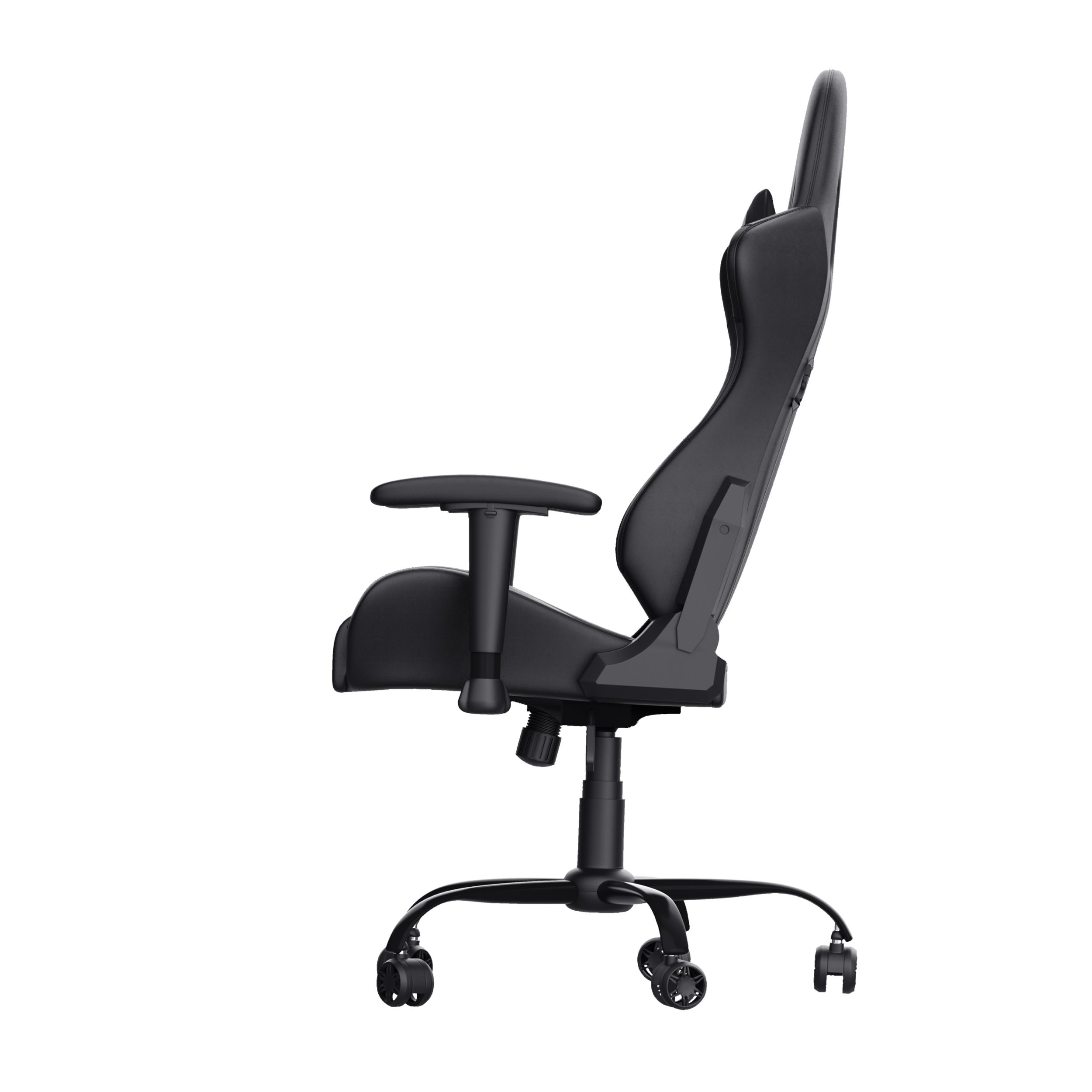 Czarny fotel gamingowy w profilu na czarnym tle. Z kółkami i regulowanym oparciem.