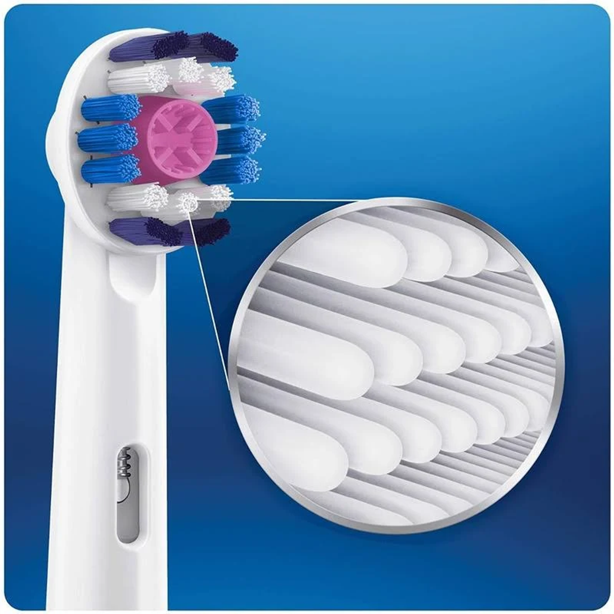 Cabezal de cepillo de dientes eléctrico con cerdas, un centro rosa y una vista ampliada.