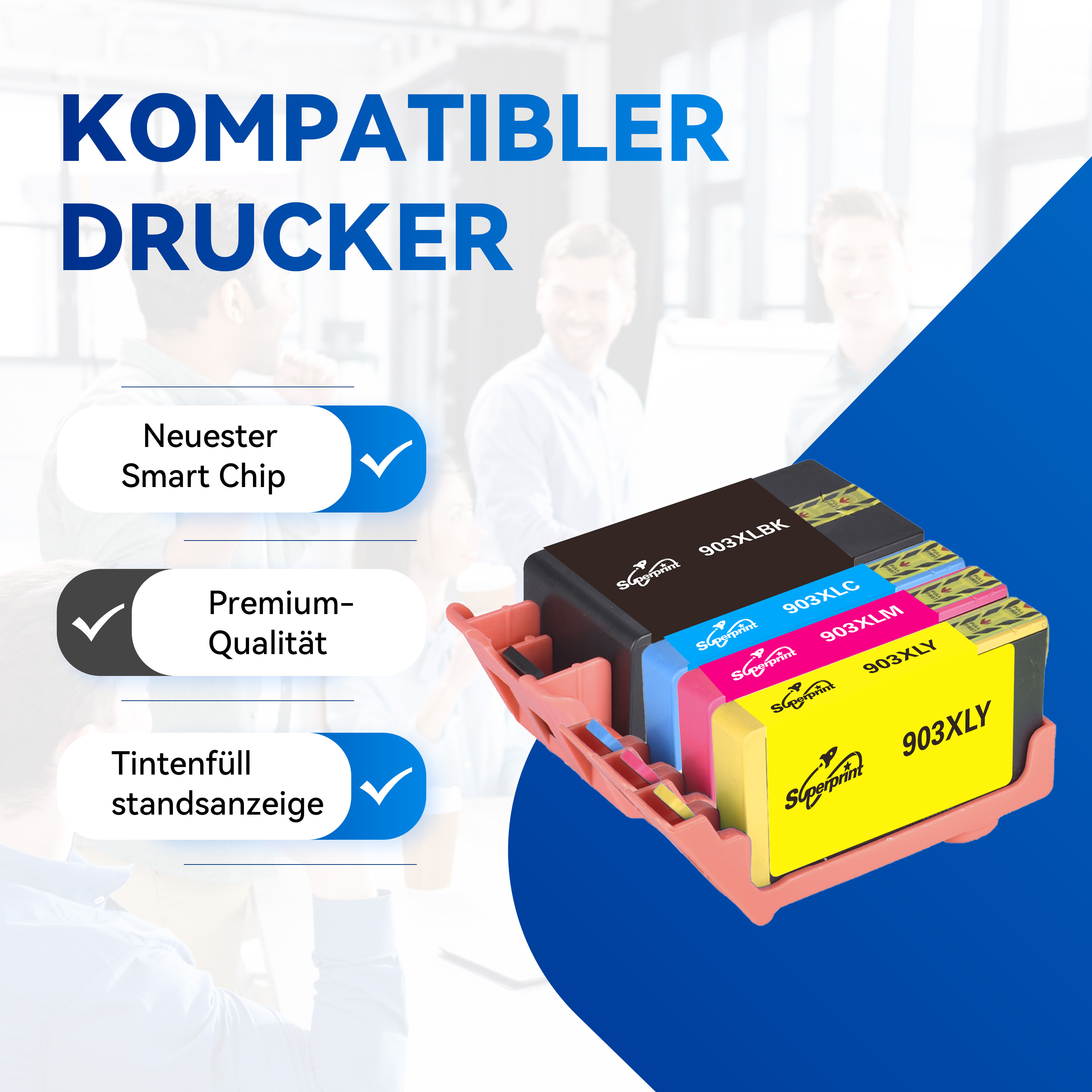 Inktcartridges met tekst. Teksten op blauwe en zwarte achtergrond. 3 personen wazig op de achtergrond.