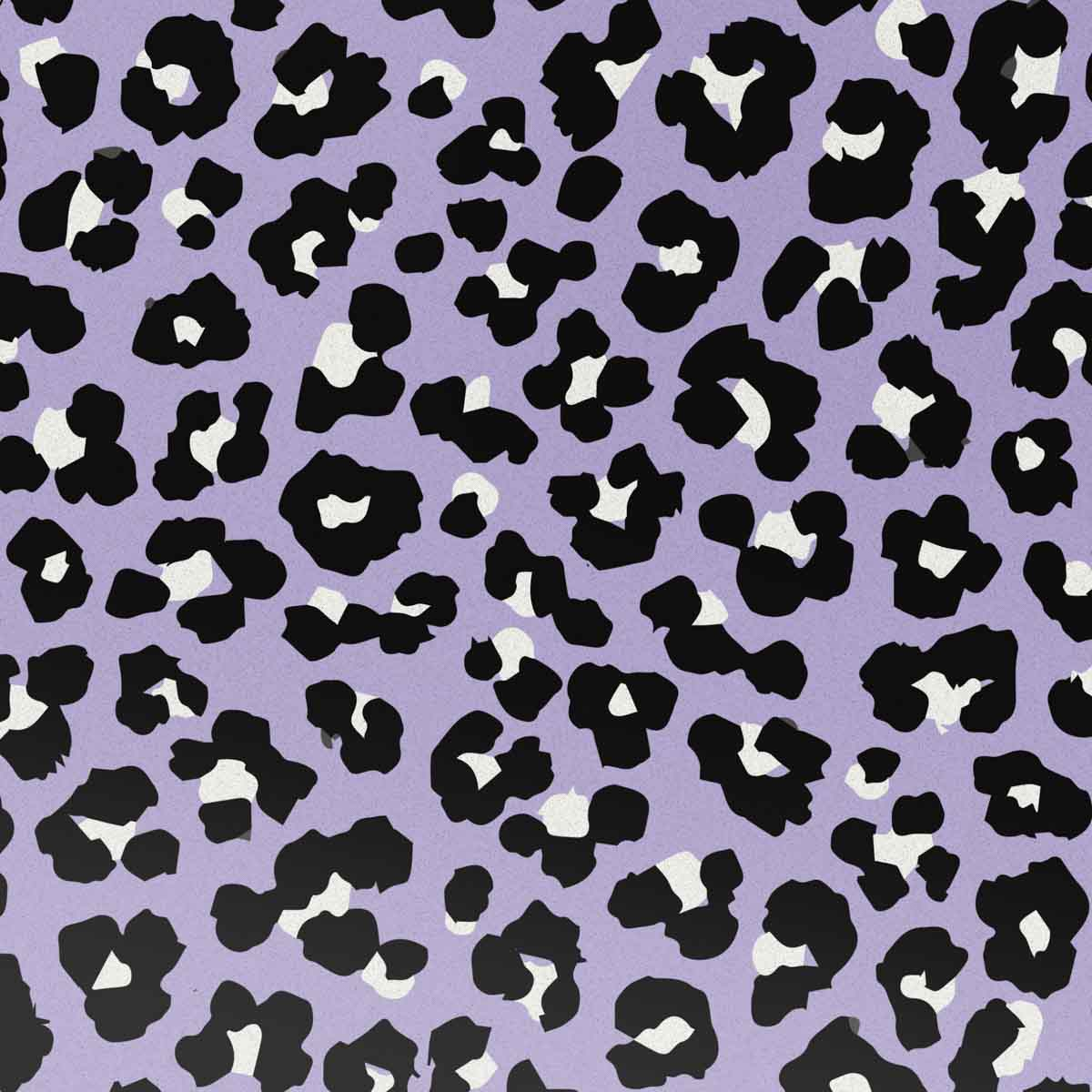 Uno sfondo viola con macchie di stampa leopardata nera.