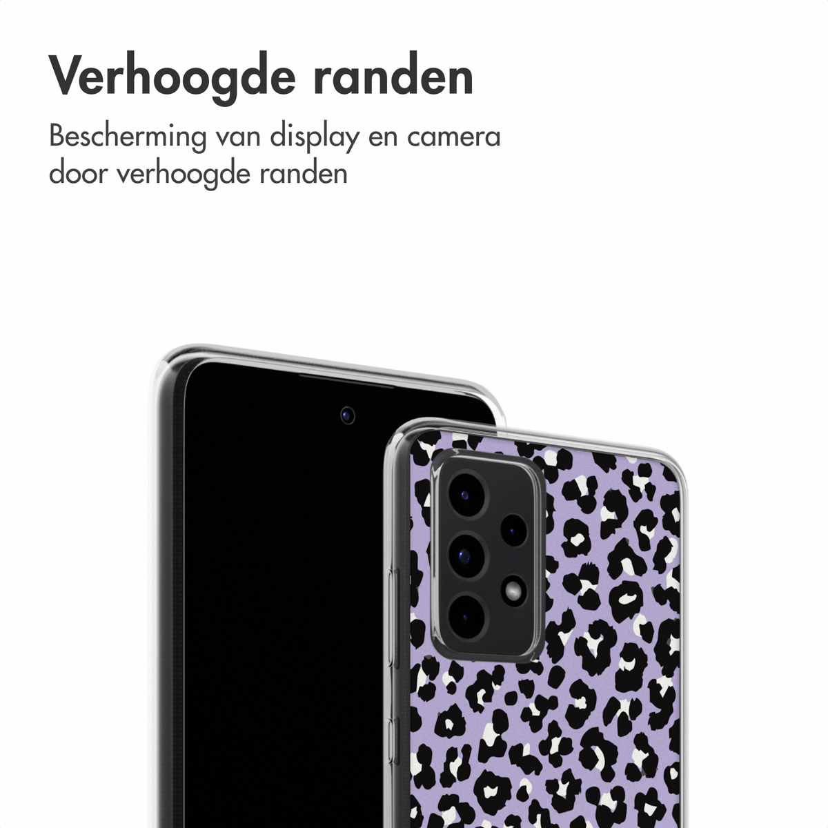 Un telefono in una custodia con stampa leopardata, primo piano. Testo sulla protezione.