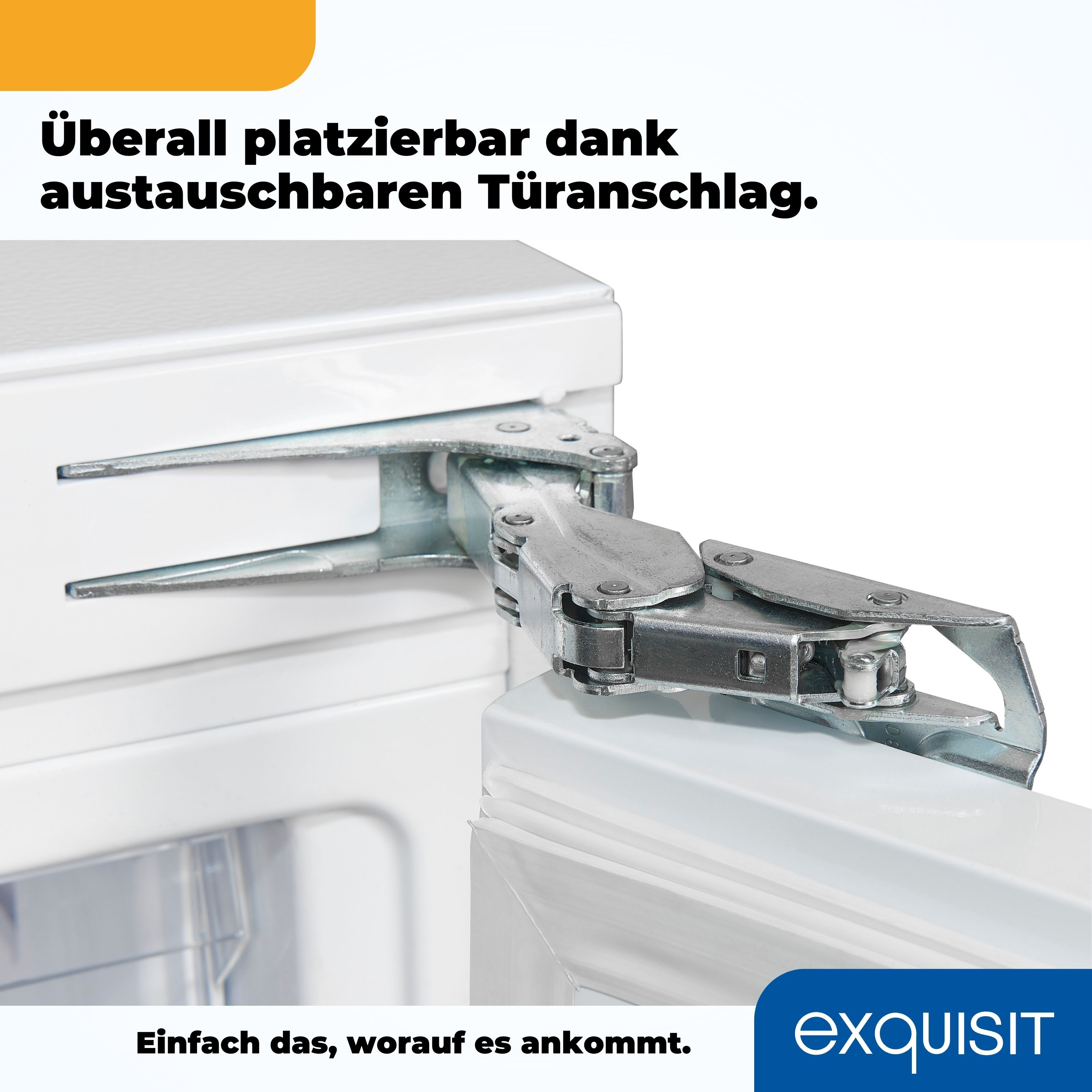 Weiße Kühlschranktür mit Scharnier, Nahaufnahme. Text auf Deutsch ist sichtbar.