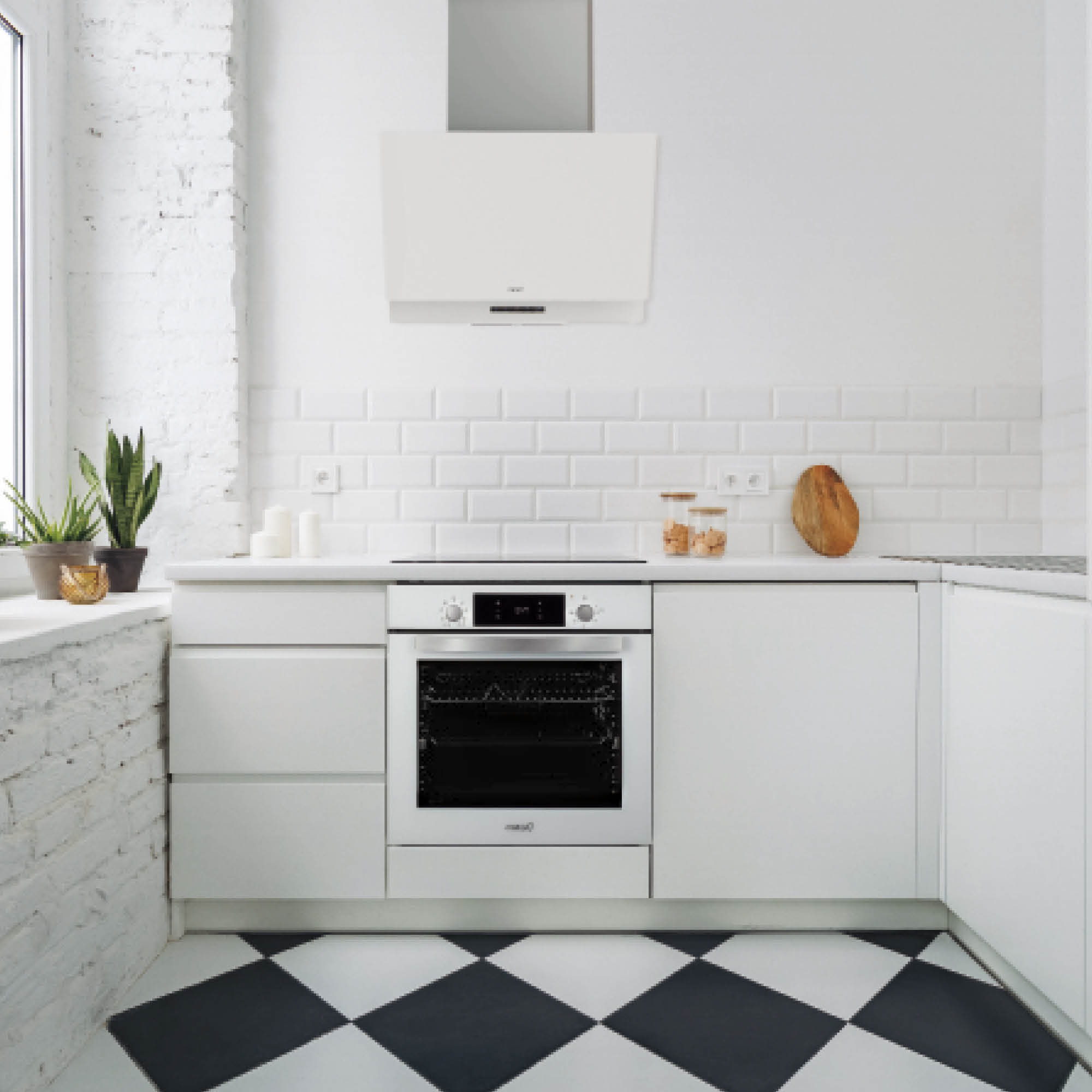 Una cocina blanca con horno blanco, campana blanca y suelo a cuadros blanco y negro.