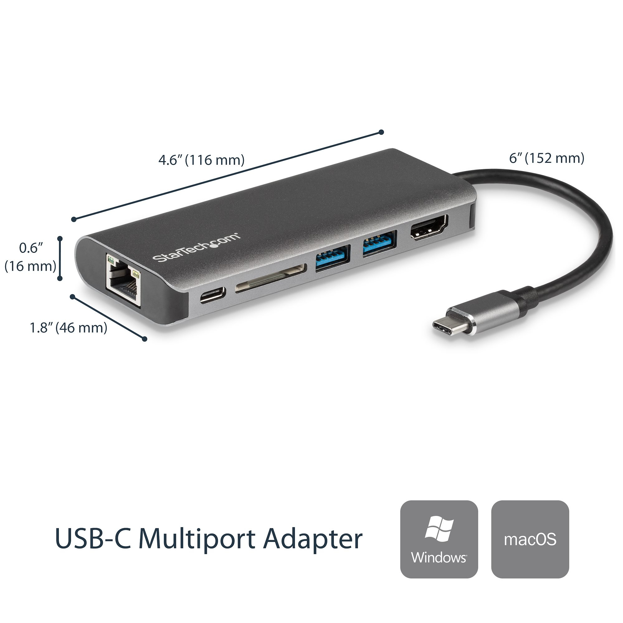 Un adattatore multiporta USB-C grigio con porte e dimensioni etichettate. Un cavo nero si collega.