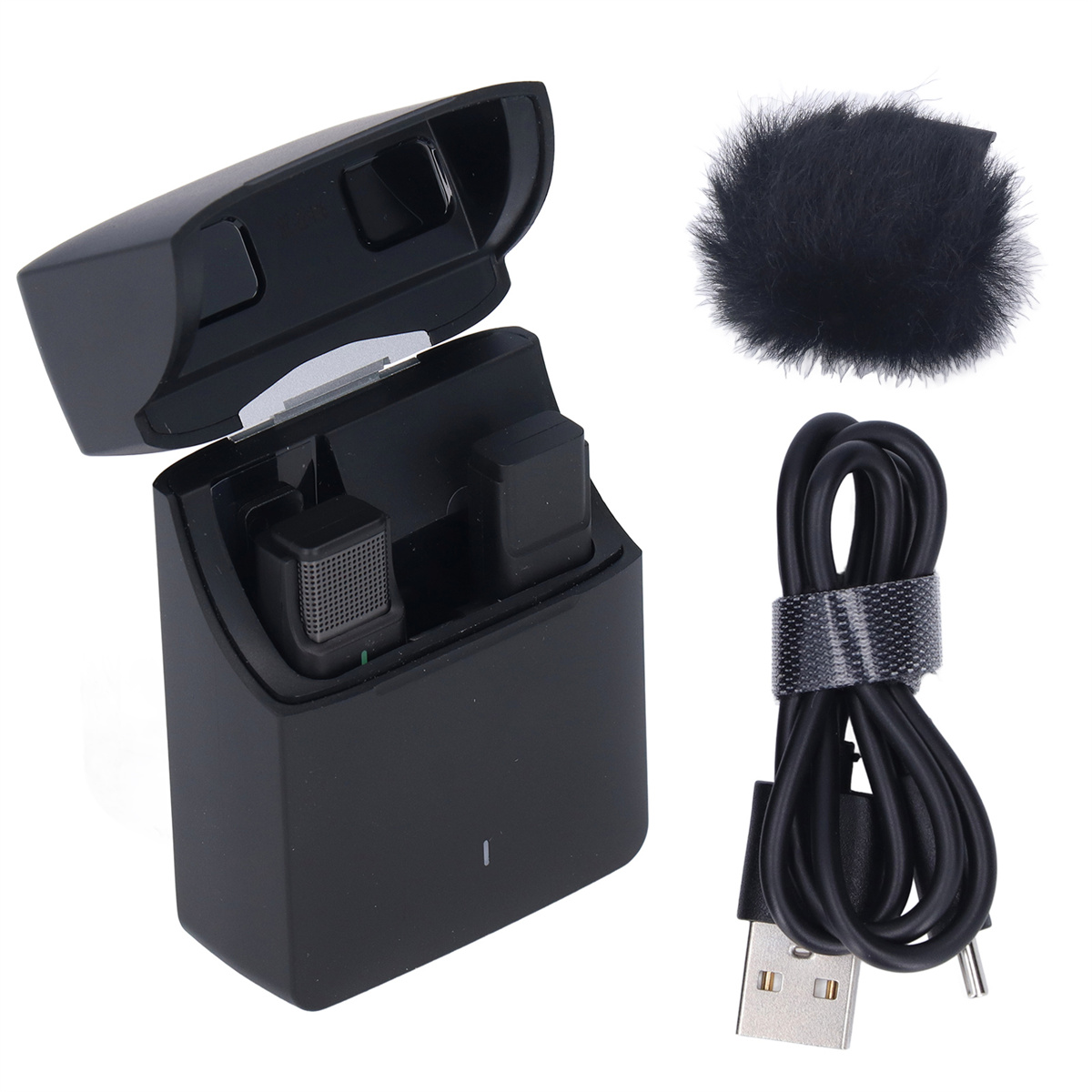 Schwarzes kabelloses Mikrofon-Kit mit Ladekoffer, Mikrofonabdeckung und Ladekabel.