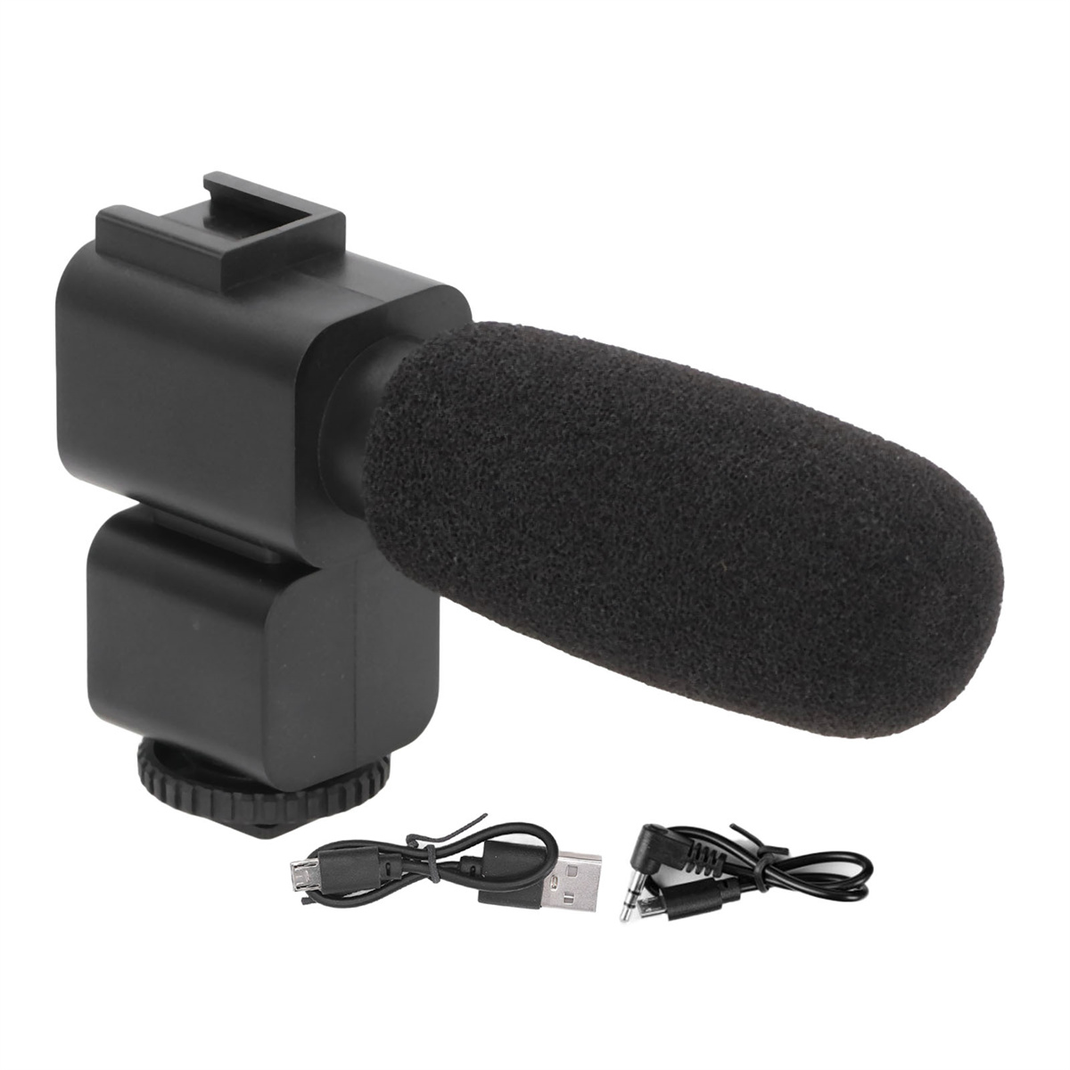 Ein schwarzes Mikrofon mit Schaumstoffabdeckung. Zwei Ladekabel liegen darunter.