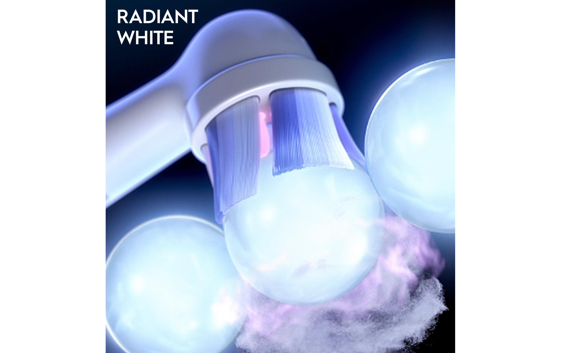 Zbliżenie główki szczoteczki elektrycznej z niebieskim włosiem i białymi kulami. Tekst: RADIANT WHITE.