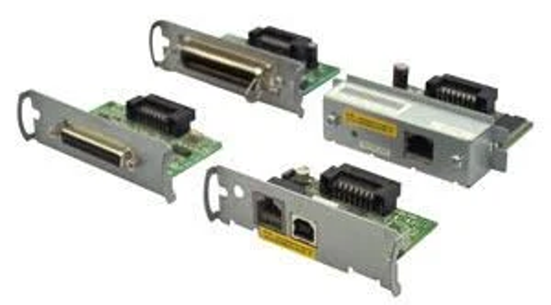 Cuatro pequeñas placas de circuito con varios conectores, probablemente para un servidor.