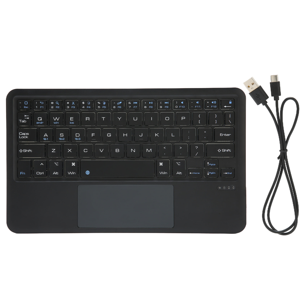 Schwarze Tastatur mit Touchpad und USB-C-Kabel, mit weißem Hintergrund.