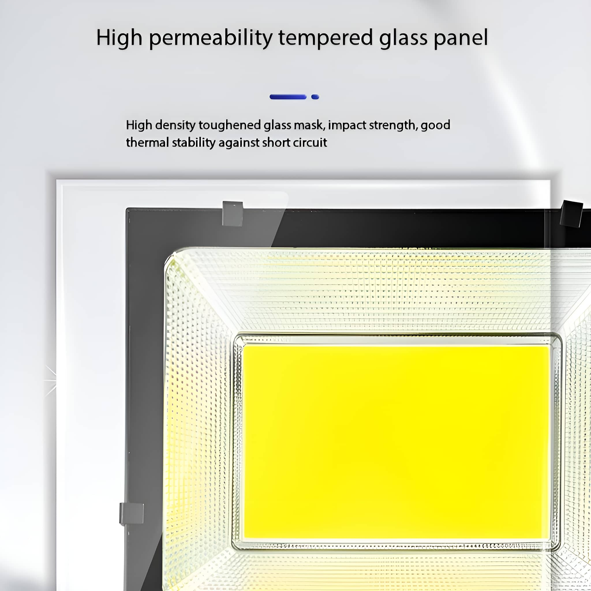 Nahaufnahme einer transparenten Glasscheibe mit gelber Lichtquelle im Inneren.
