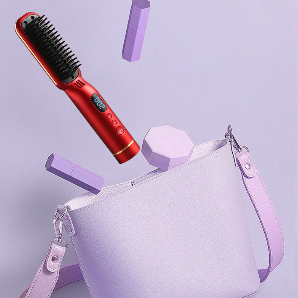 Roter Haarglätter. Lila Zubehör. Helllila Handtasche. Schwebend.