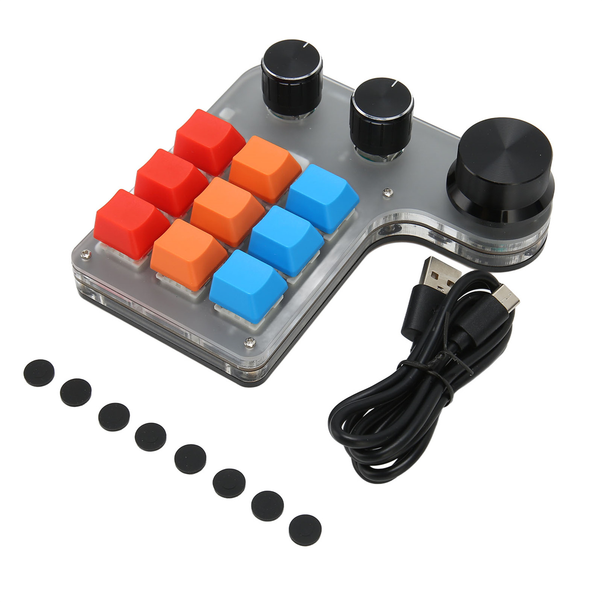 Eine kleine, benutzerdefinierte Tastatur mit bunten Tasten, Knöpfen und einem USB-Kabel.