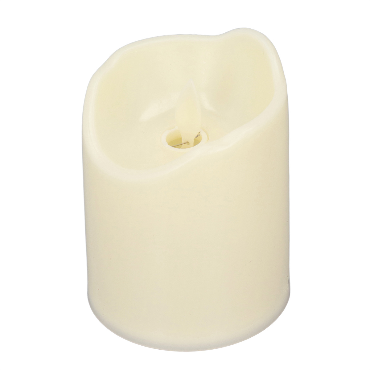 Beige Kerze mit einer flammförmigen Leuchte im Inneren. Weißer Hintergrund.