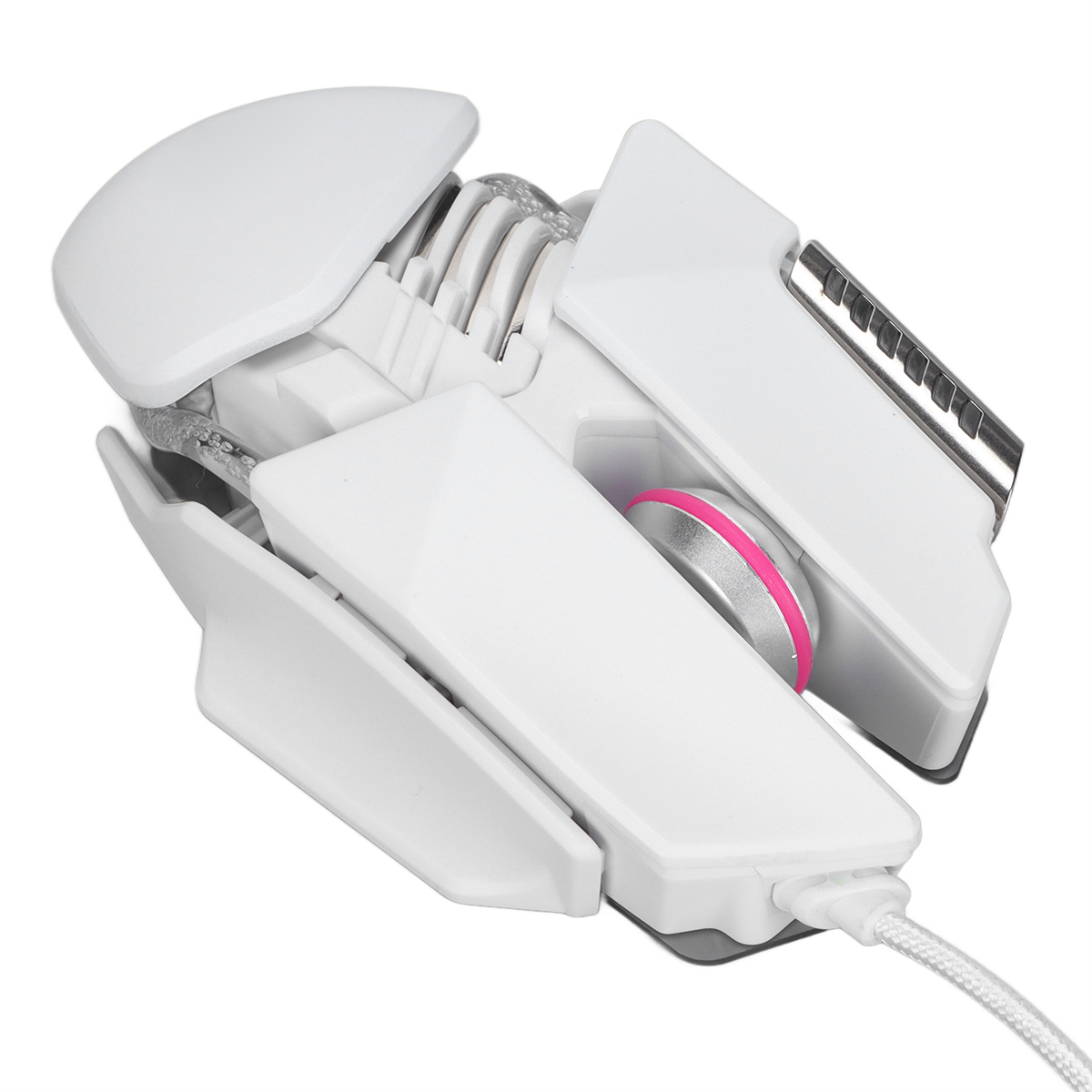 Eine weiße Gaming-Maus mit einem rosa Rad. Sie hat ein aggressives, eckiges Design.