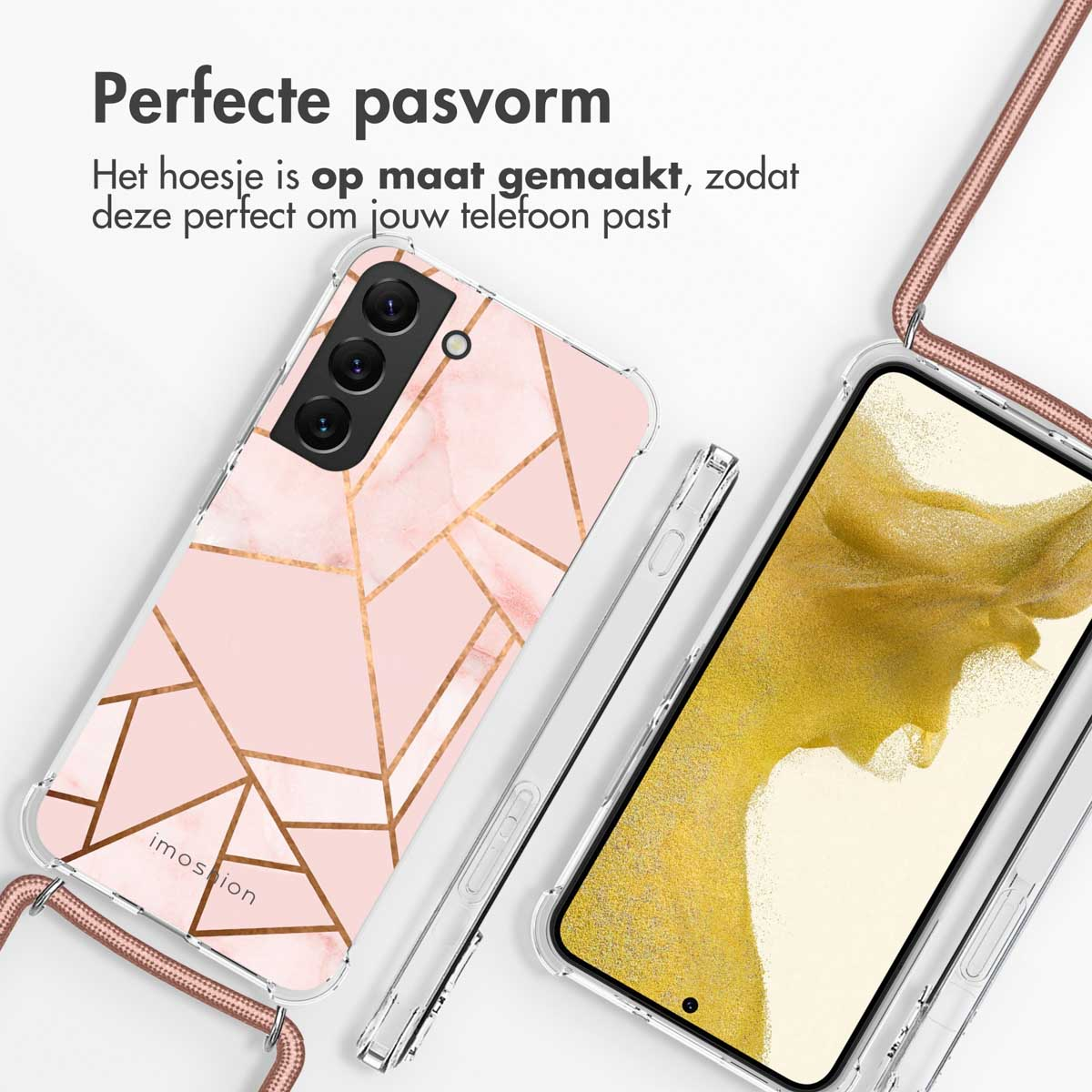 Étuis de téléphone avec un design en marbre rose et un motif géométrique doré.