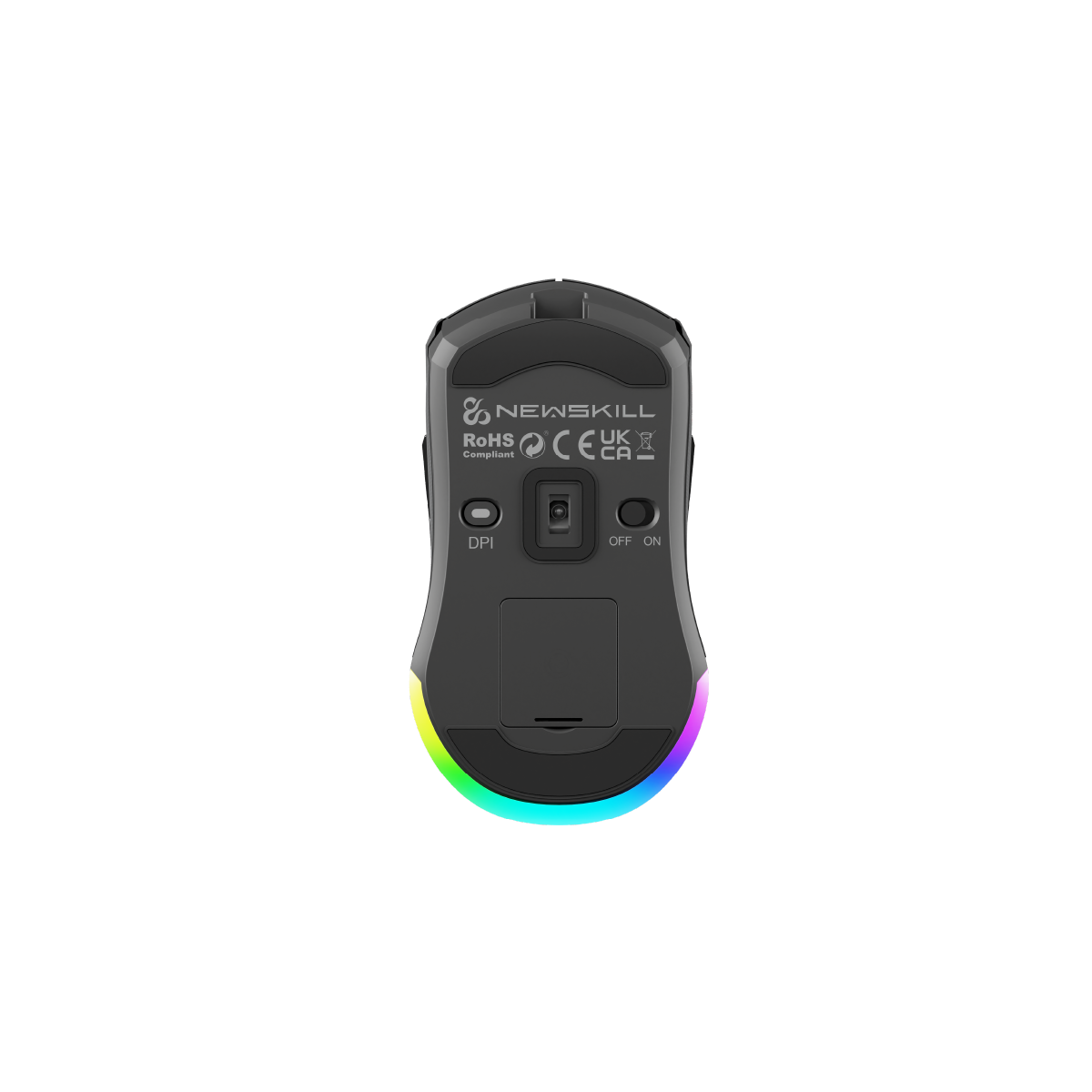 Vista inferiore di un mouse da gioco. Ha un pulsante DPI e una striscia luminosa multicolore.