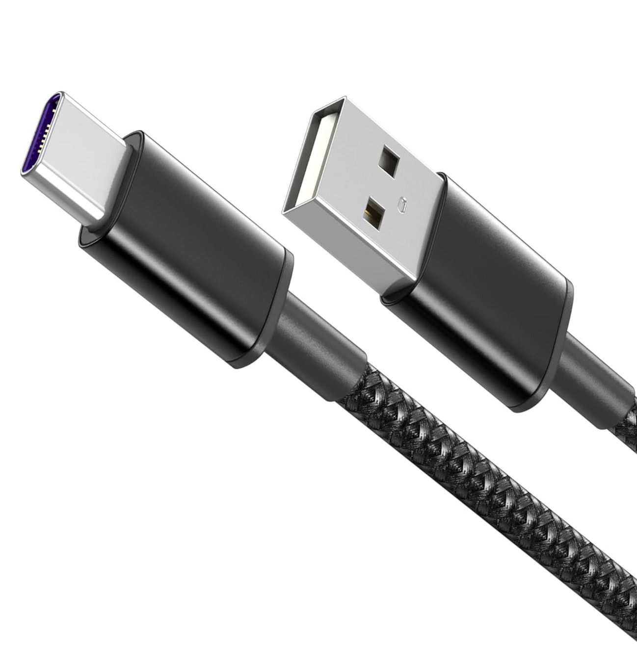 Ein schwarzes USB-C-zu-USB-A-Kabel. Die Anschlüsse sind schwarz mit einem silbernen USB-A-Ende. Das Kabel ist geflochten.