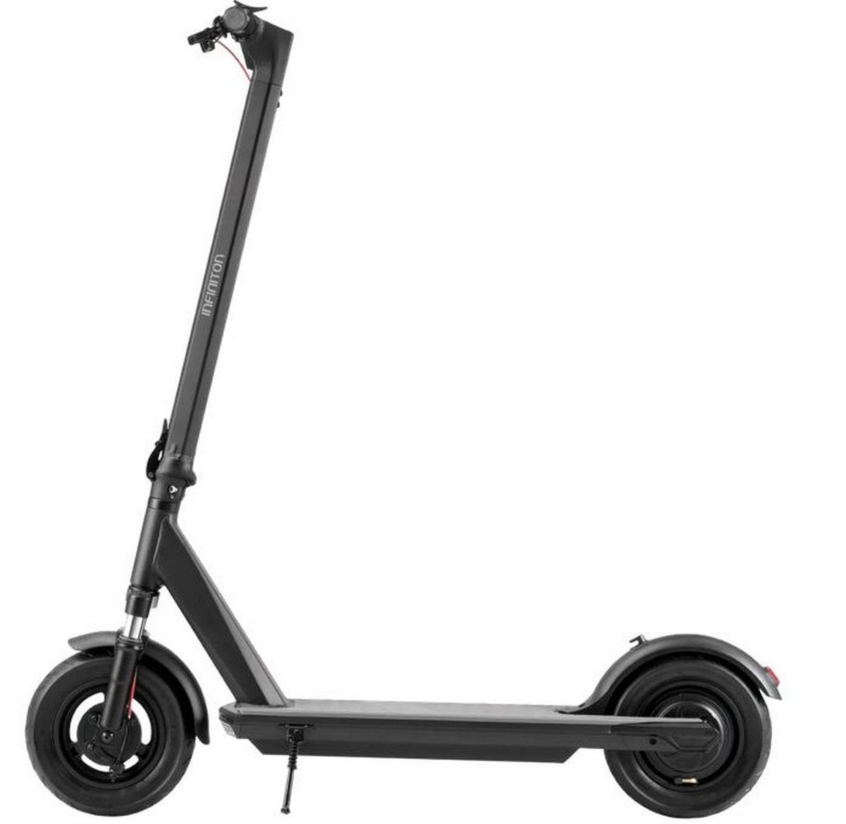 Patinete eléctrico negro. Tiene manillar, plataforma y dos ruedas. El patinete está sobre un fondo blanco.