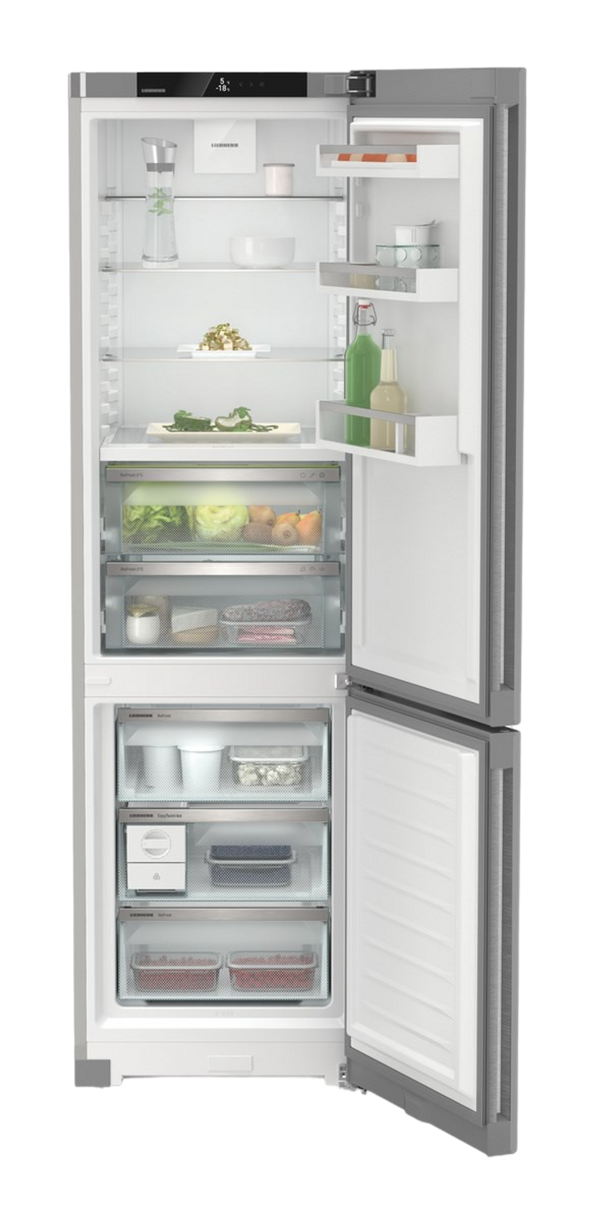 Refrigerador con puerta abierta. Estantes con elementos.
