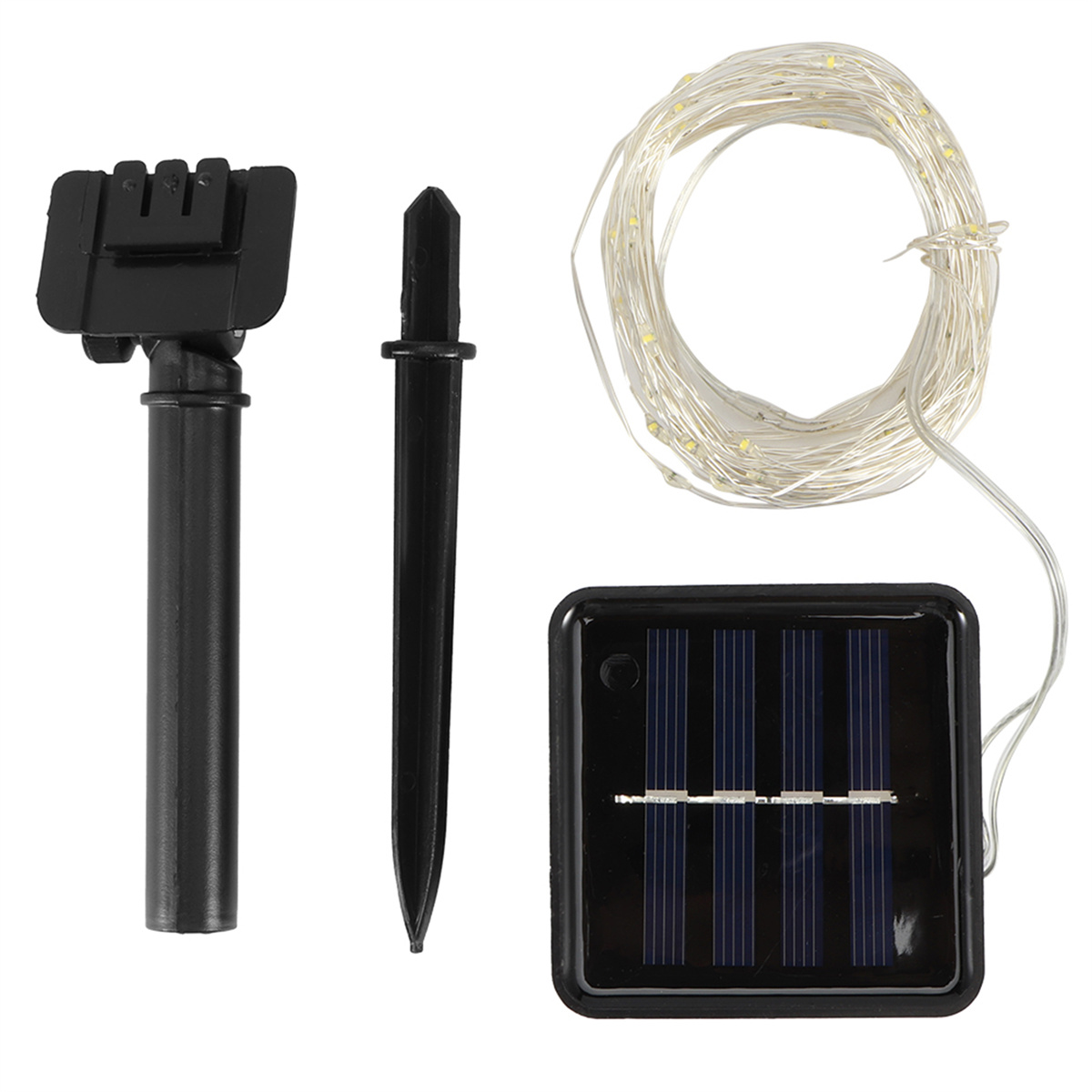 Komponenten der solarbetriebenen Lichterkette: Solarpanel, Stange, Erdspieß und Lichter am Draht.