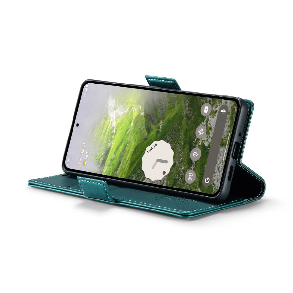 Eine tealfarbene Handyhülle, geöffnet, mit einem Telefon darin. Das Telefon zeigt ein Landschaftsbild.